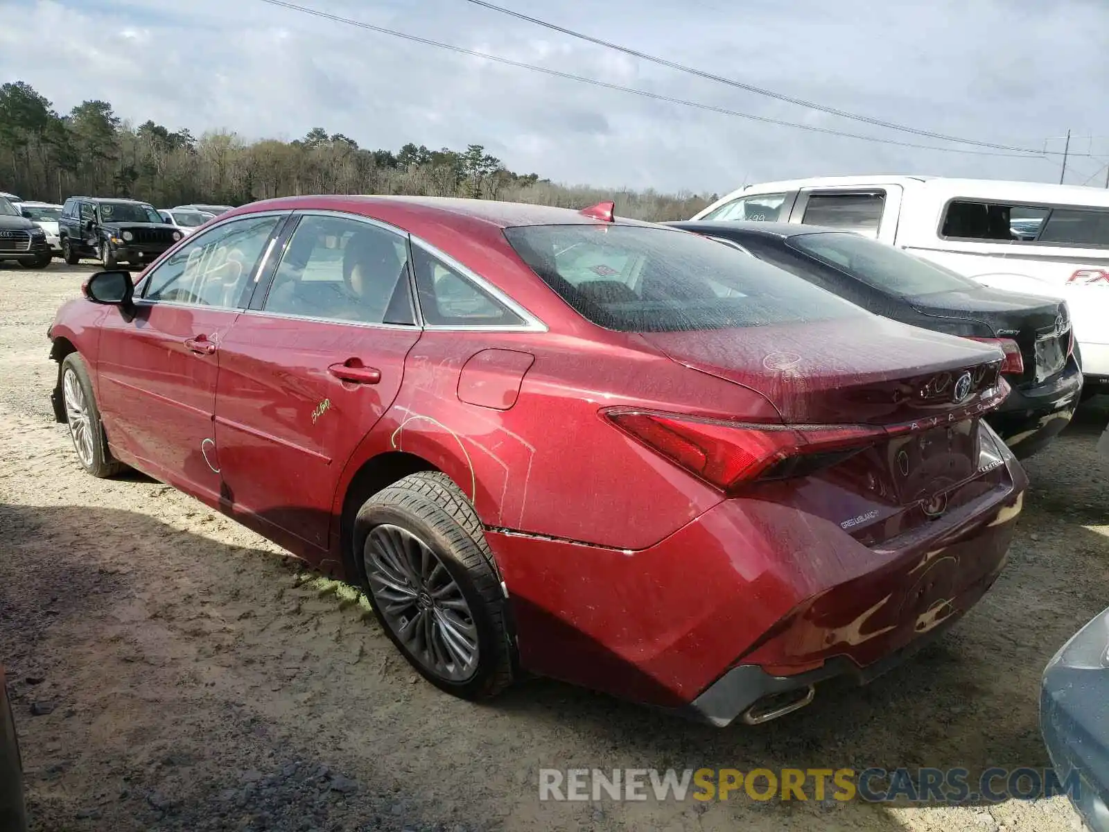 3 Photograph of a damaged car 4T1BZ1FBXKU025556 TOYOTA AVALON 2019