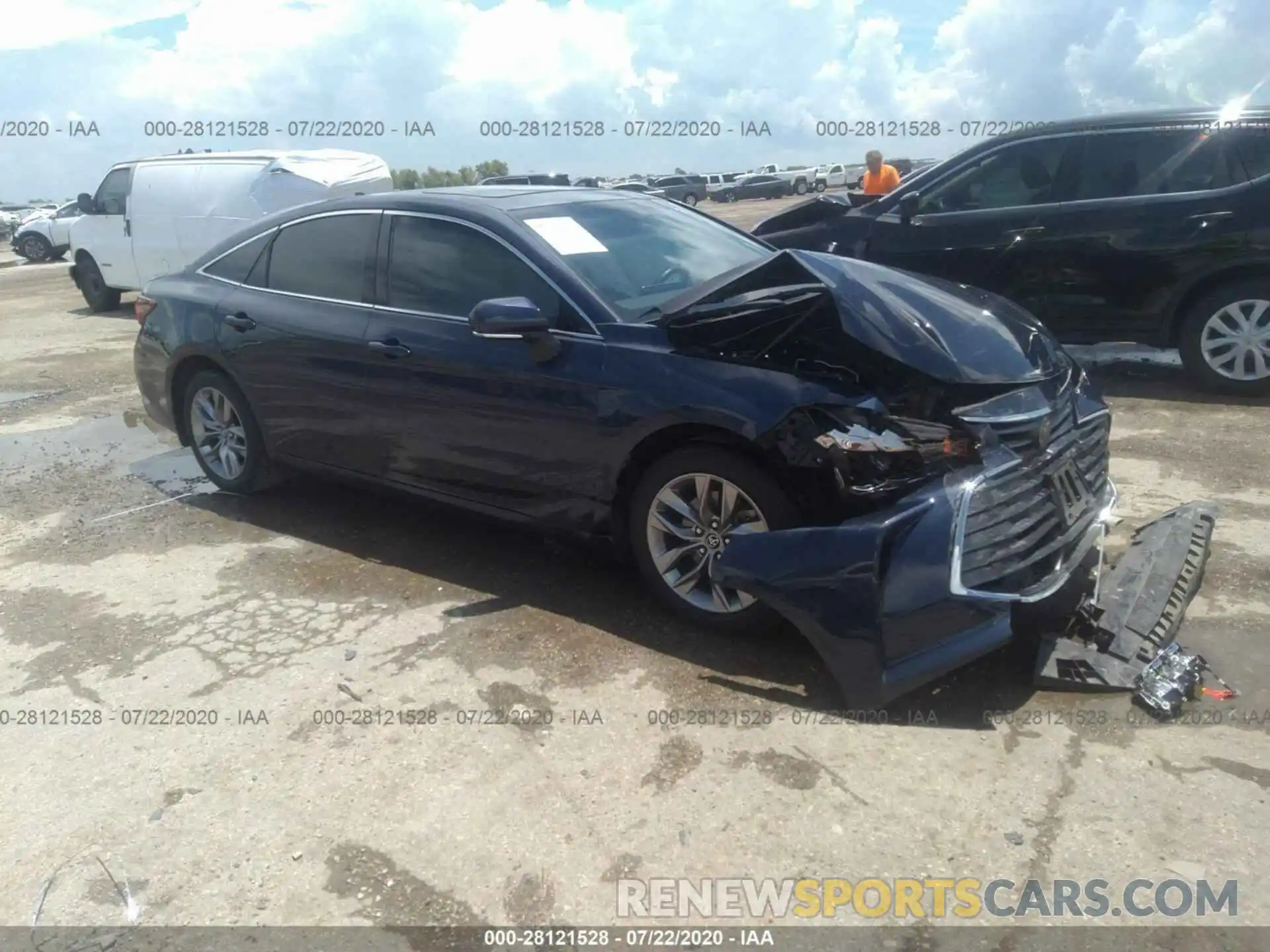 1 Photograph of a damaged car 4T1BZ1FBXKU029770 TOYOTA AVALON 2019