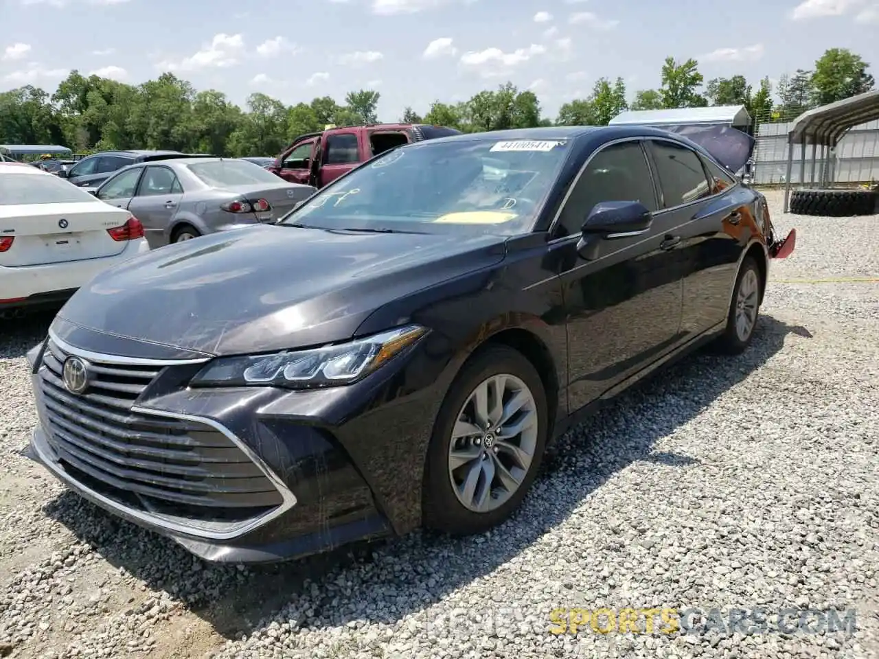 2 Photograph of a damaged car 4T1BZ1FBXKU030451 TOYOTA AVALON 2019