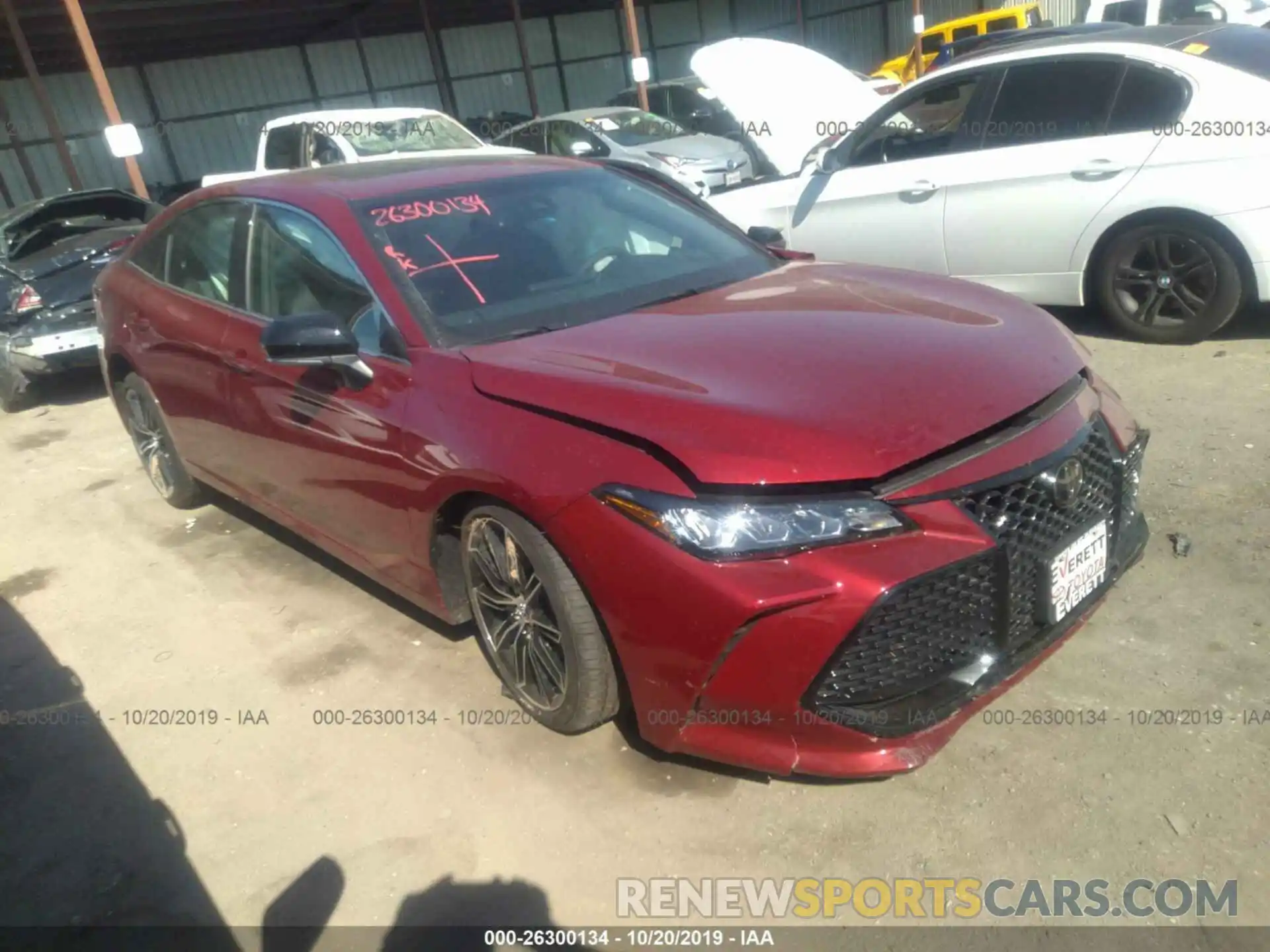 1 Photograph of a damaged car 4T1BZ1FBXKU031048 TOYOTA AVALON 2019