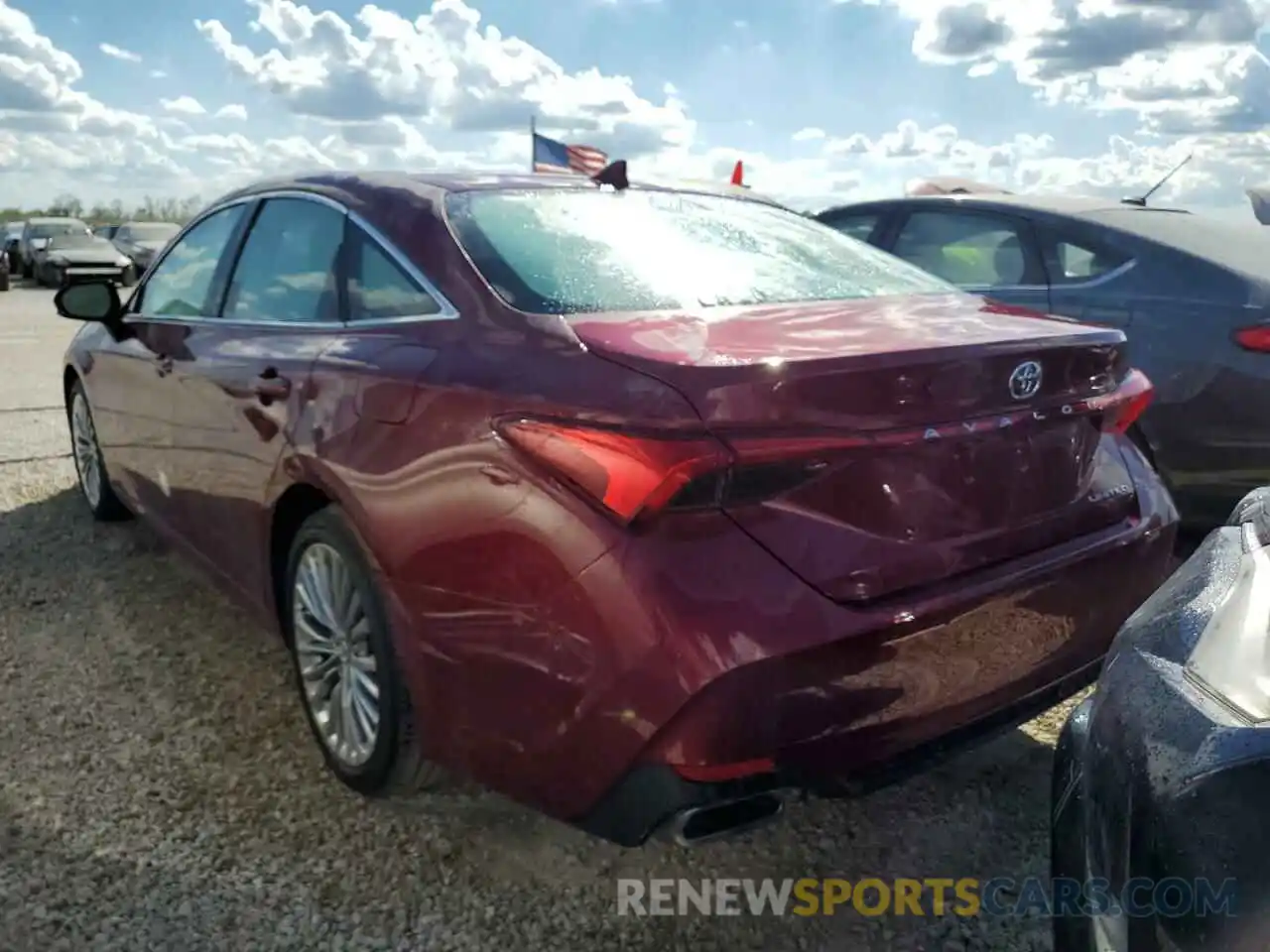 3 Photograph of a damaged car 4T1BZ1FBXKU031566 TOYOTA AVALON 2019