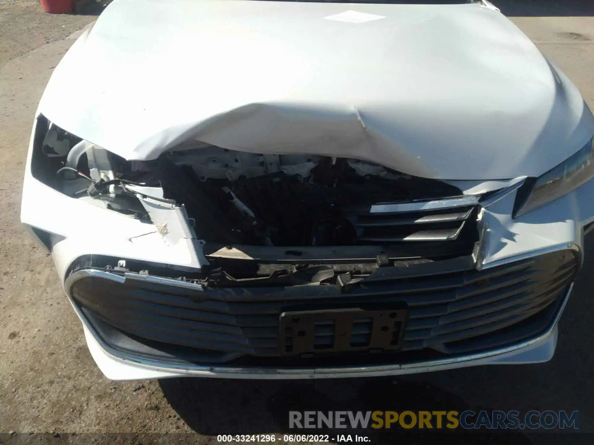 6 Photograph of a damaged car 4T1BZ1FBXKU036721 TOYOTA AVALON 2019