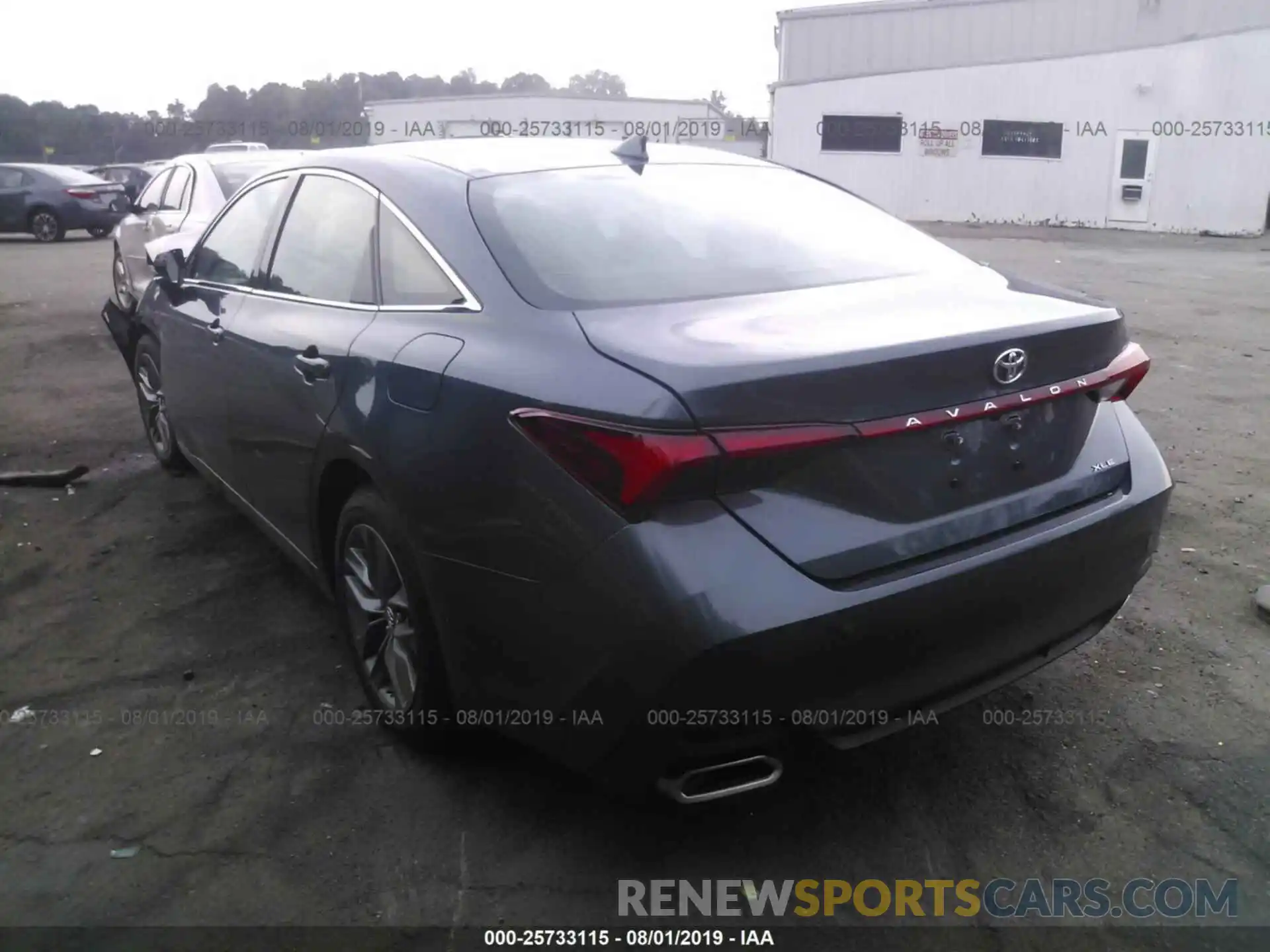 3 Photograph of a damaged car 4T1BZ1FBXKU037738 TOYOTA AVALON 2019