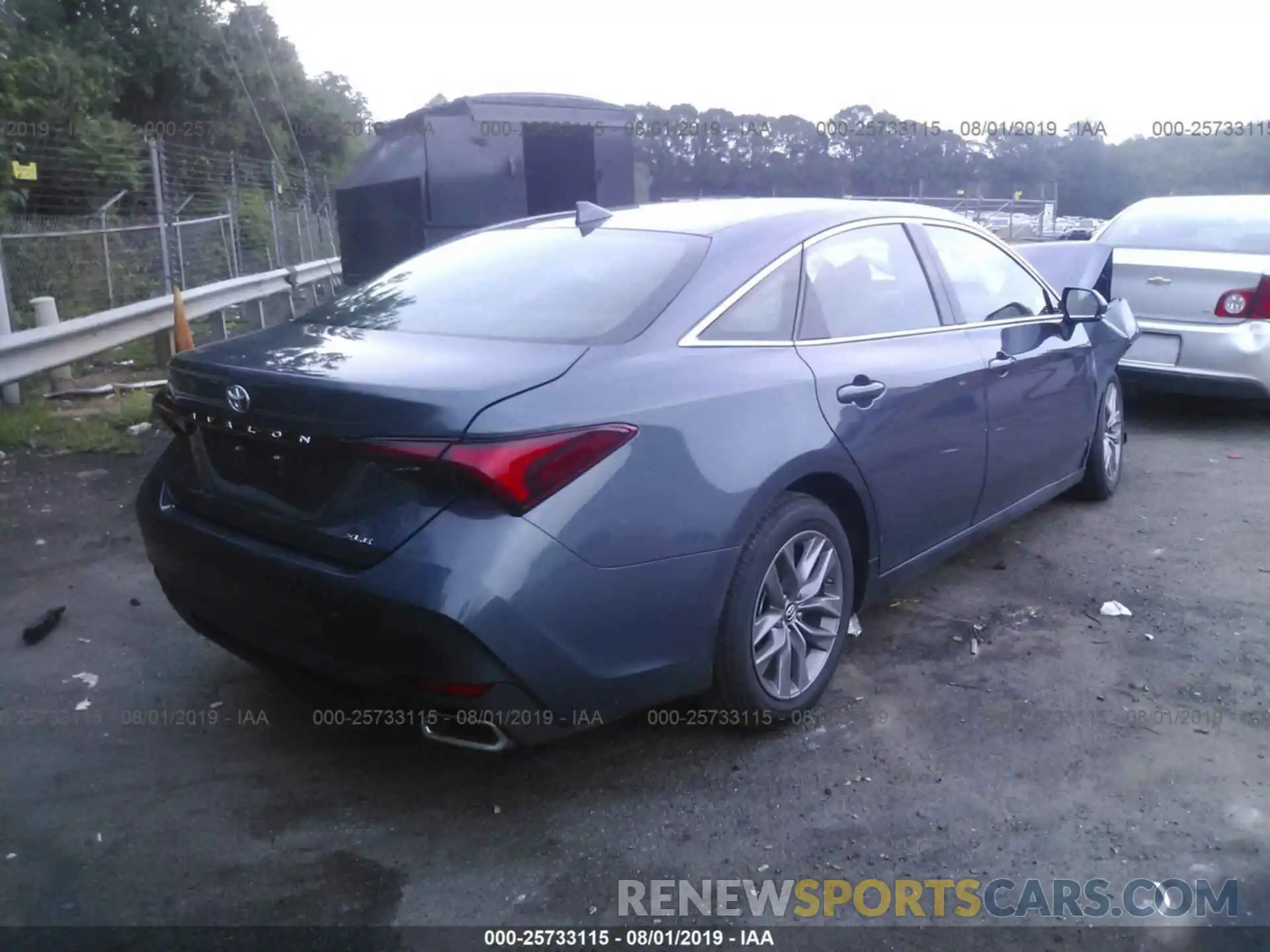 4 Photograph of a damaged car 4T1BZ1FBXKU037738 TOYOTA AVALON 2019