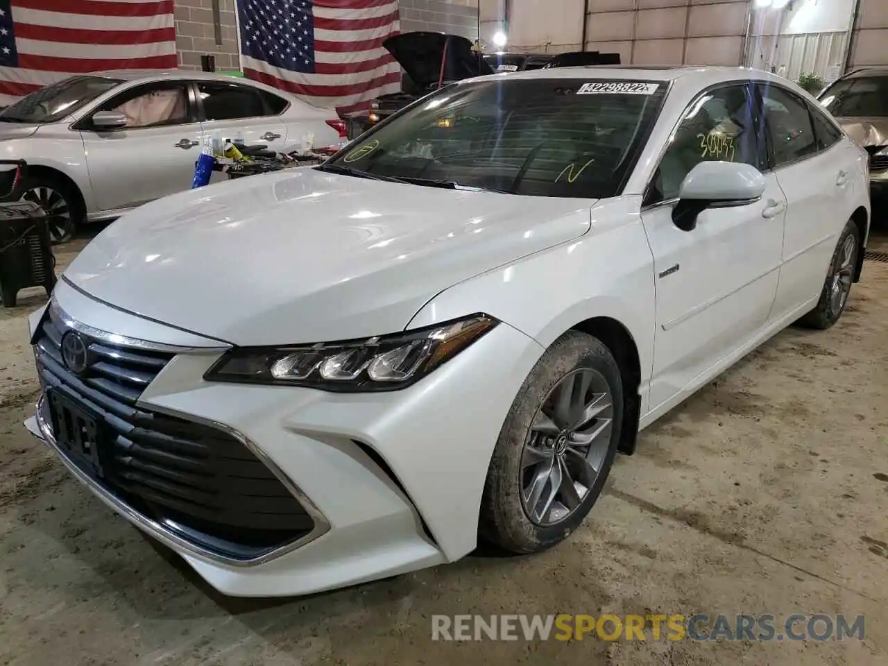 2 Photograph of a damaged car 4T1A21FB0LU014373 TOYOTA AVALON 2020