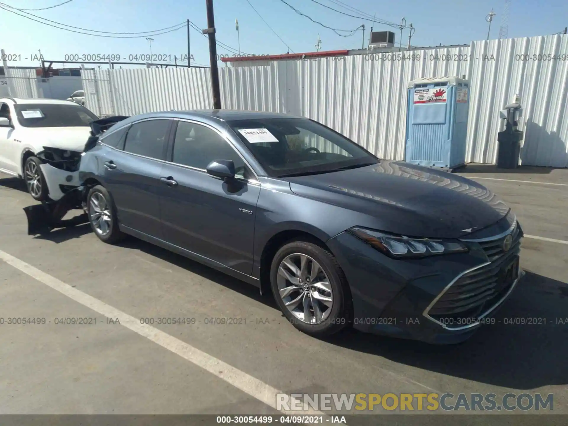 1 Photograph of a damaged car 4T1A21FB1LU012471 TOYOTA AVALON 2020