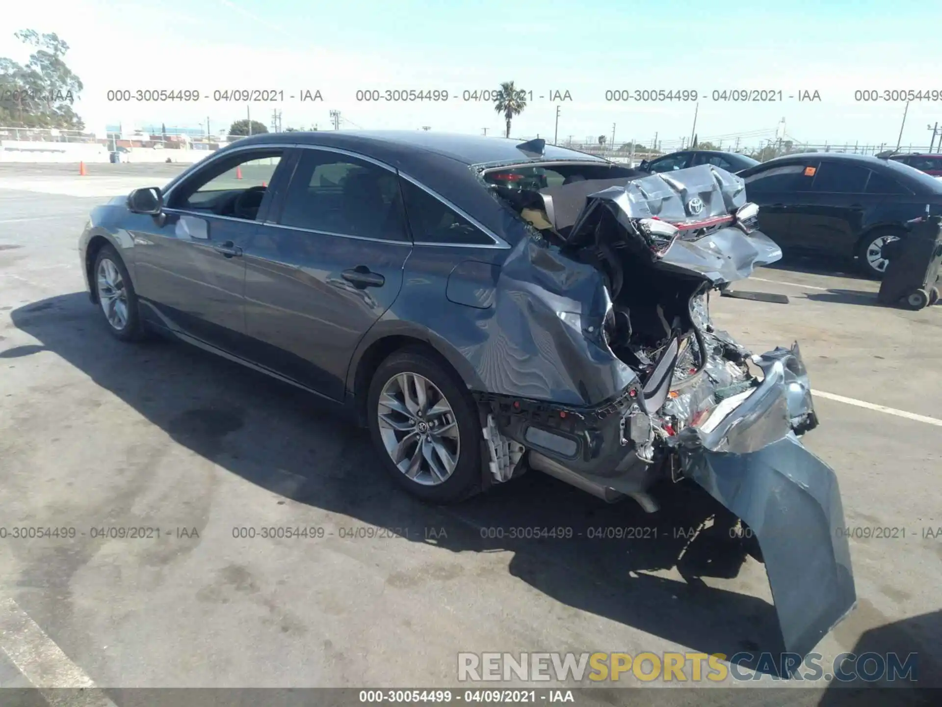 3 Photograph of a damaged car 4T1A21FB1LU012471 TOYOTA AVALON 2020