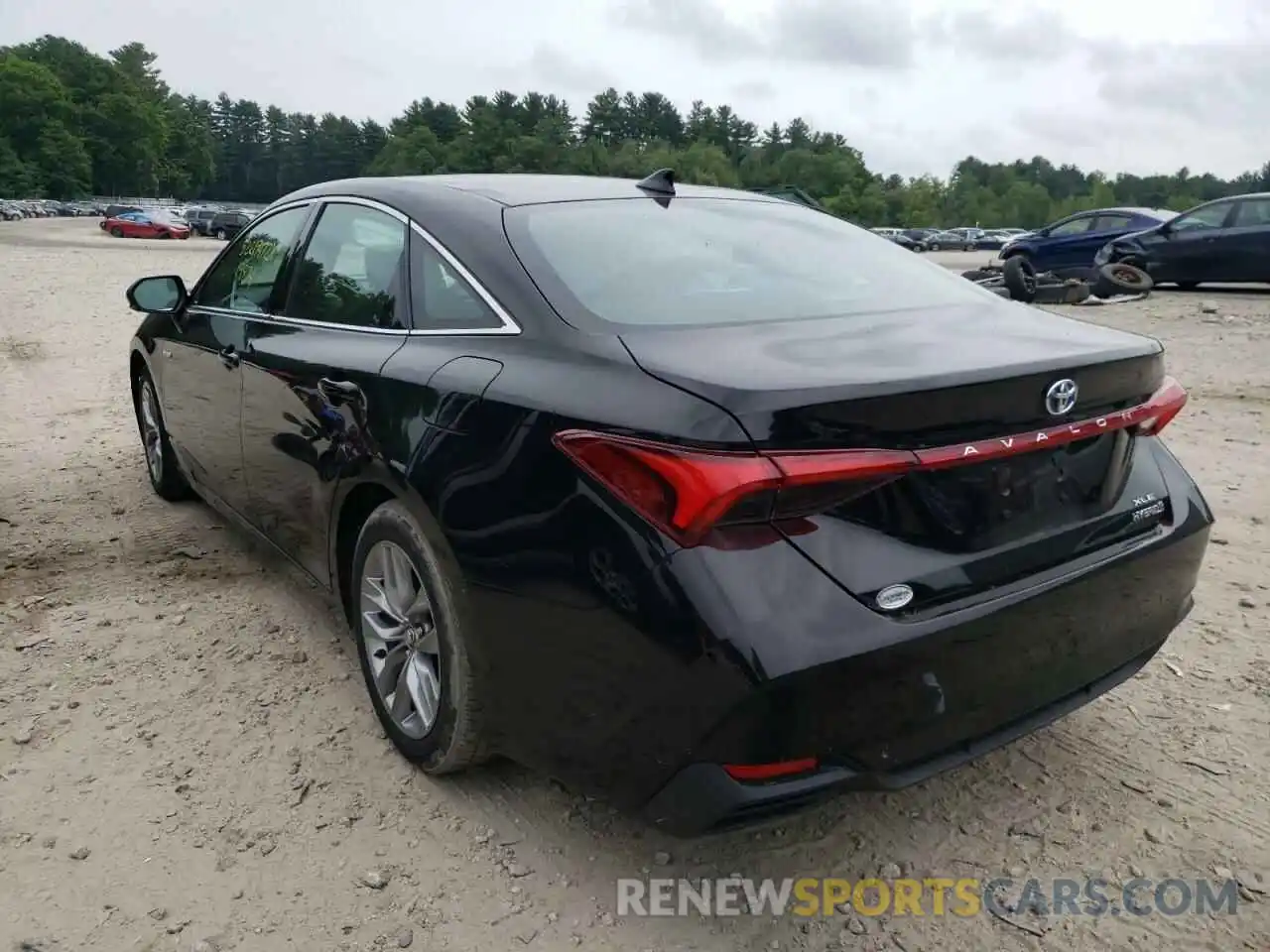 3 Photograph of a damaged car 4T1A21FB1LU014401 TOYOTA AVALON 2020