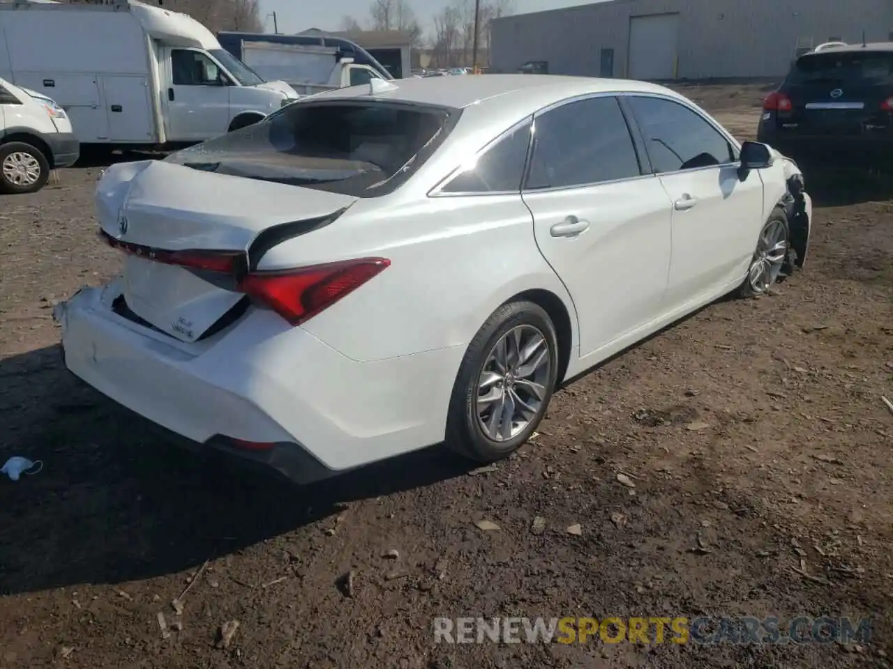 4 Photograph of a damaged car 4T1A21FB1LU014608 TOYOTA AVALON 2020