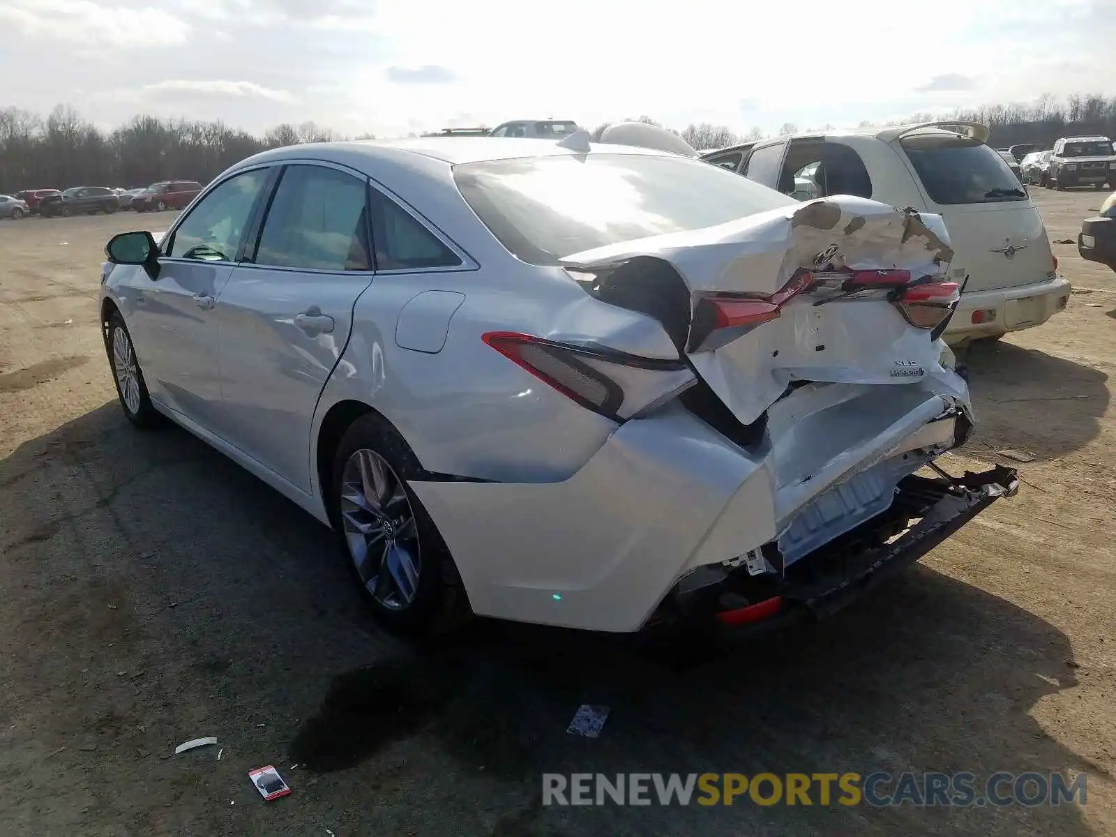 3 Photograph of a damaged car 4T1A21FB2LU013872 TOYOTA AVALON 2020