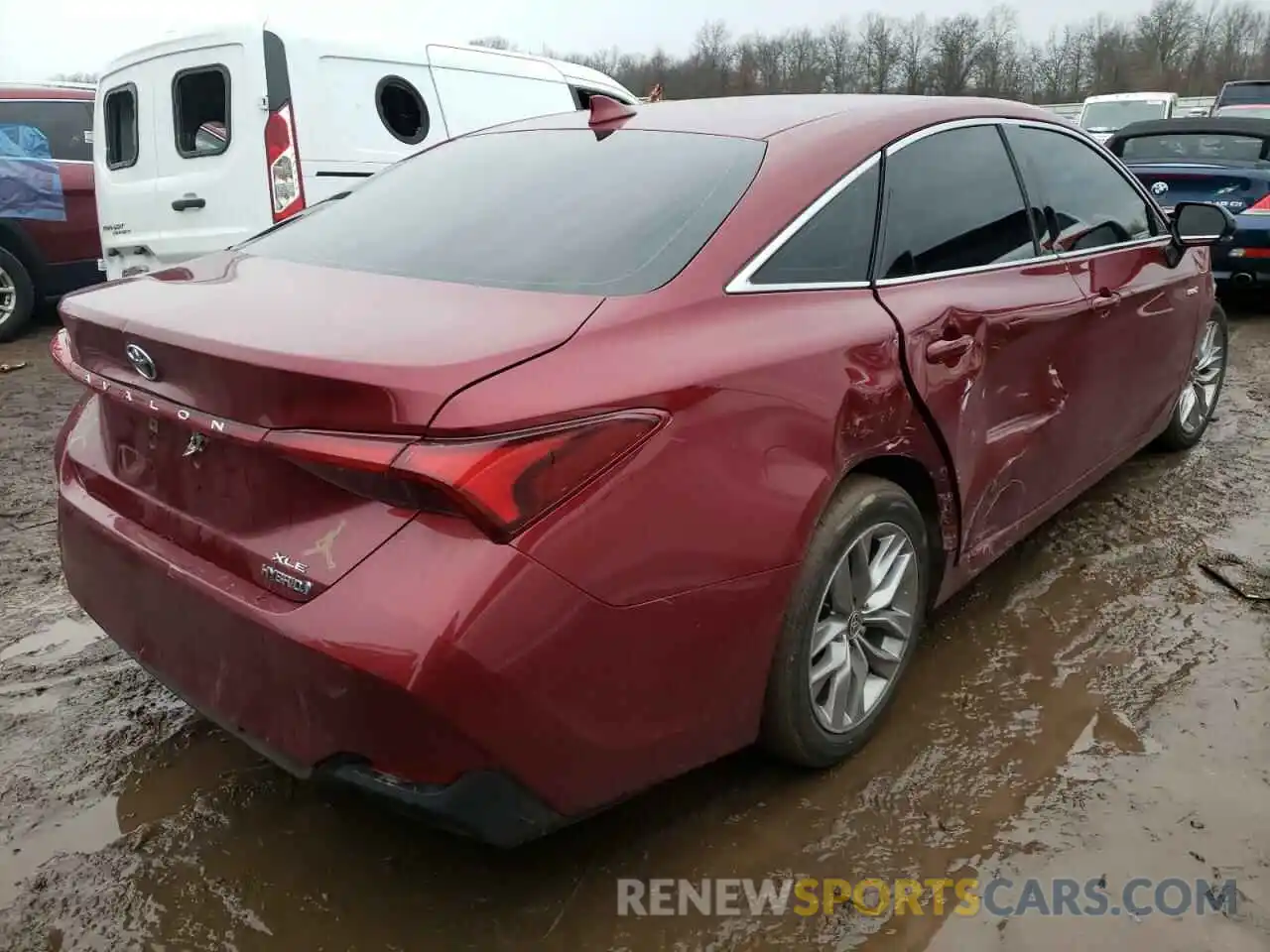 4 Photograph of a damaged car 4T1A21FB3LU017221 TOYOTA AVALON 2020