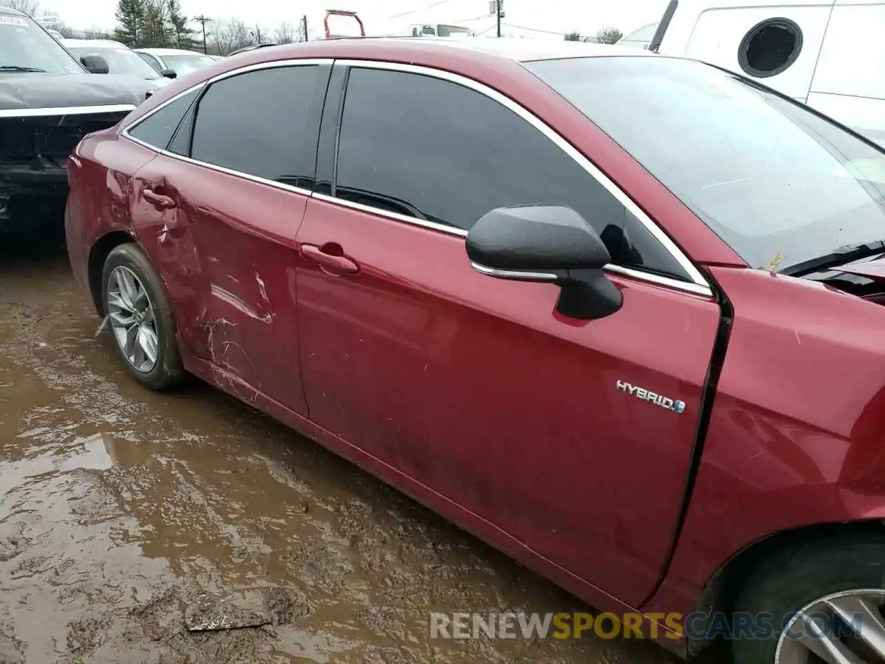 9 Photograph of a damaged car 4T1A21FB3LU017221 TOYOTA AVALON 2020