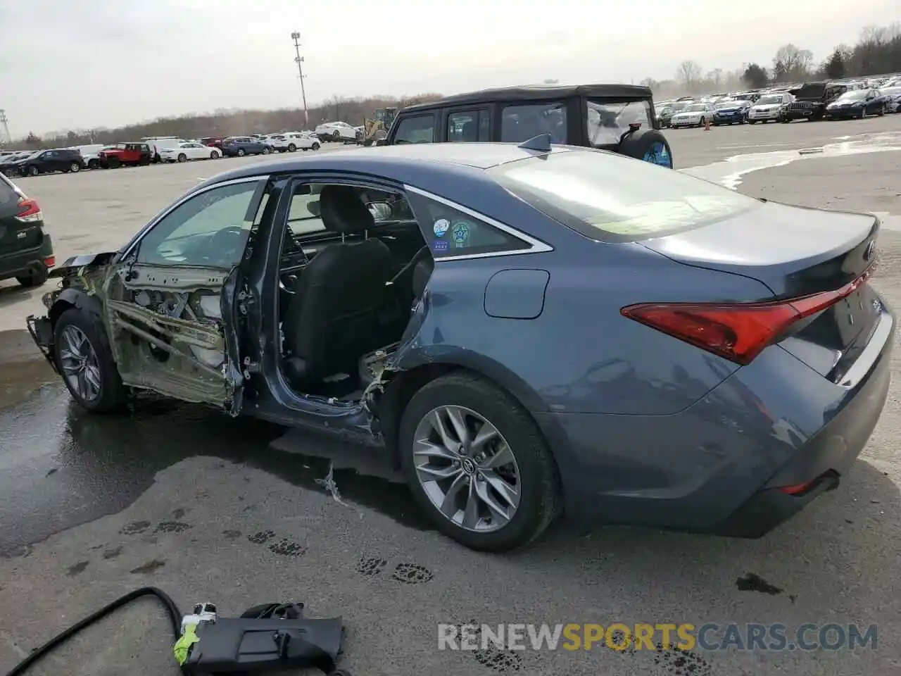 2 Photograph of a damaged car 4T1A21FB4LU012660 TOYOTA AVALON 2020