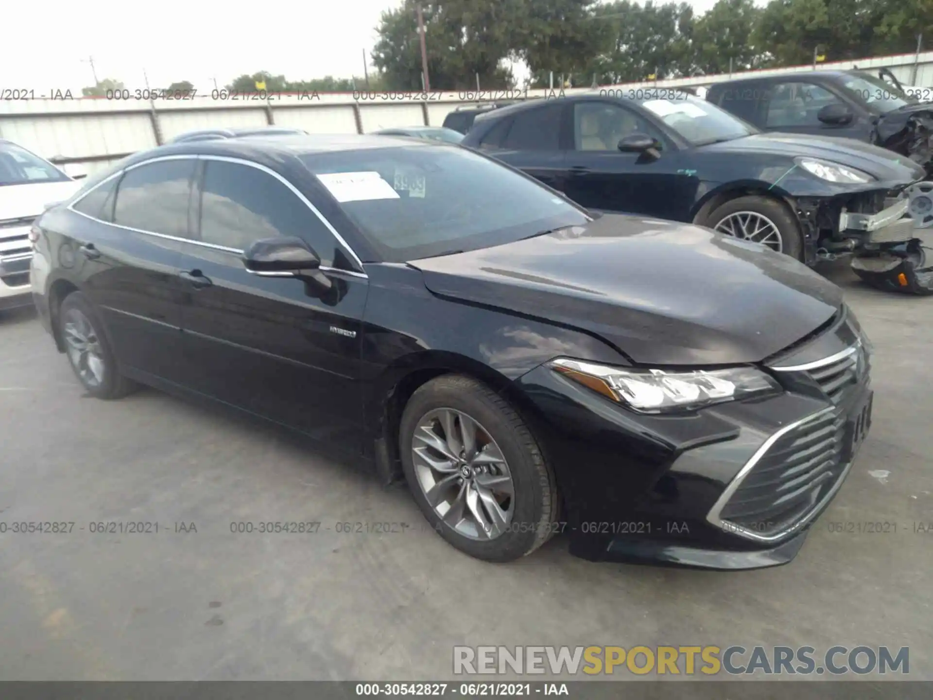 1 Photograph of a damaged car 4T1A21FB5LU014188 TOYOTA AVALON 2020