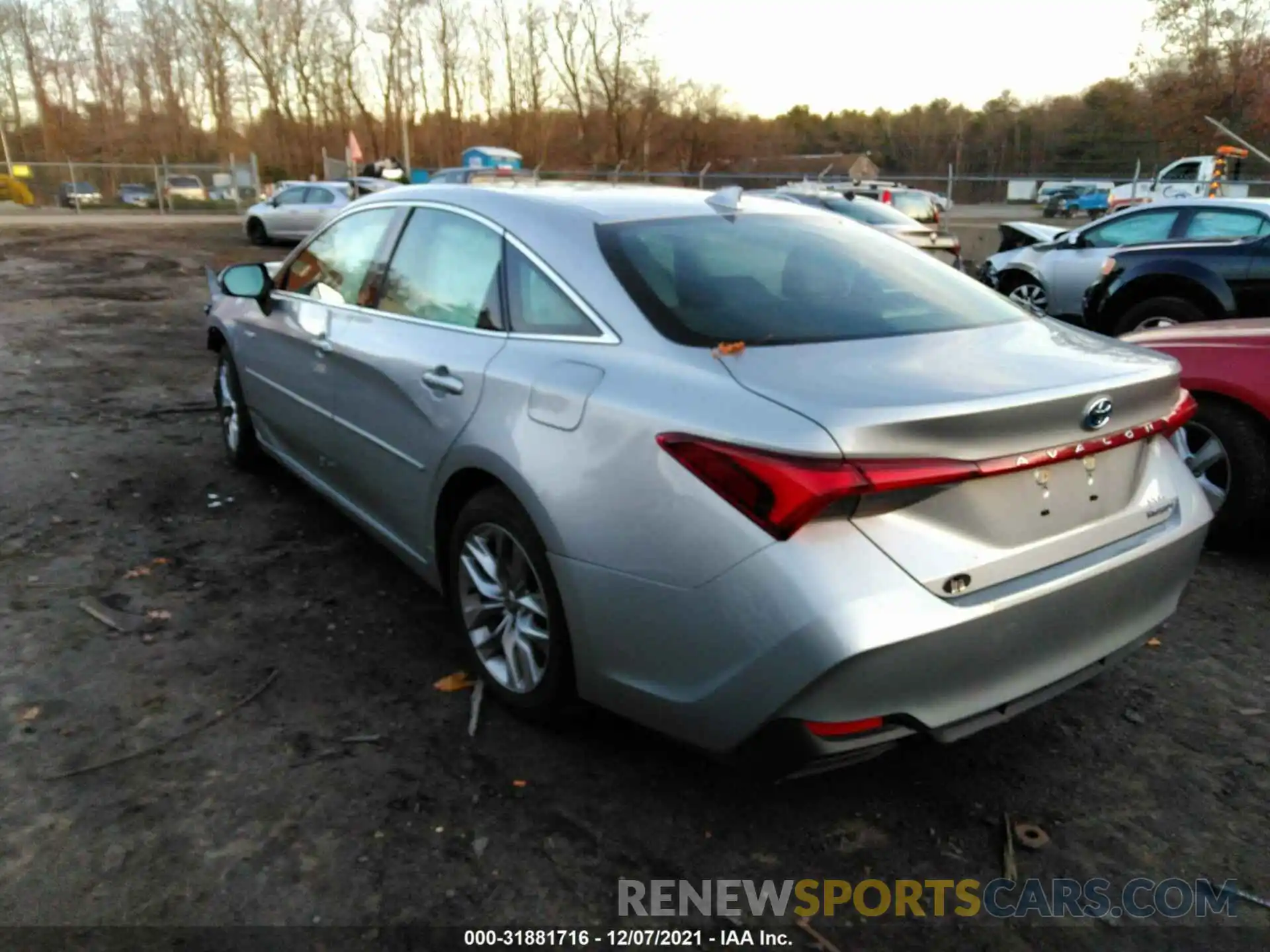 3 Photograph of a damaged car 4T1A21FB5LU019052 TOYOTA AVALON 2020