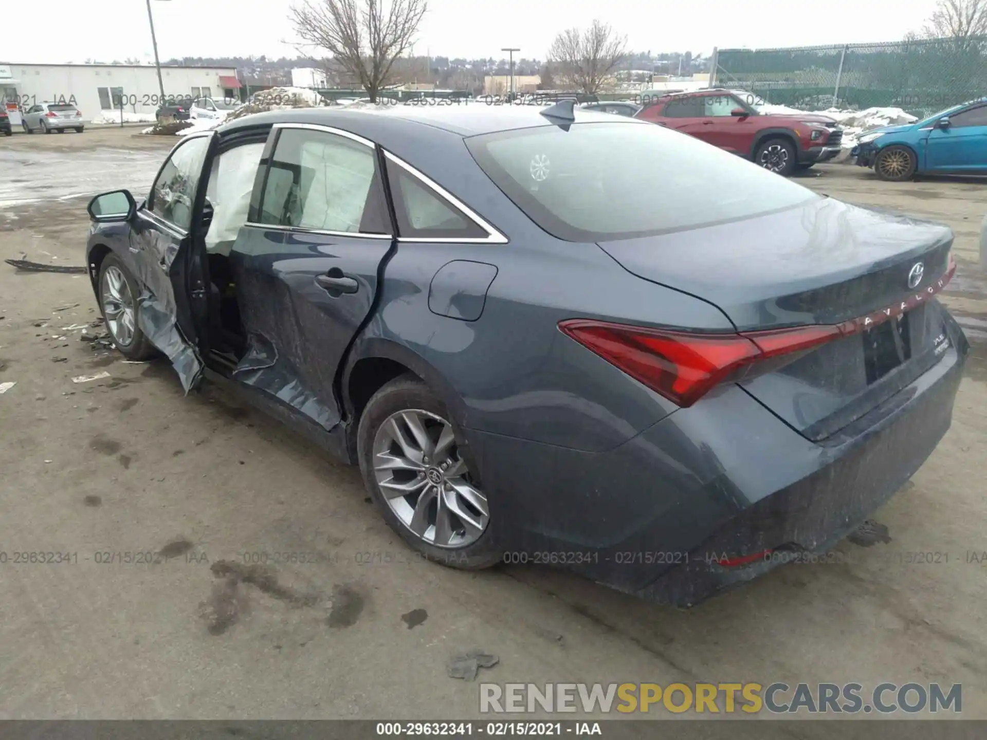 3 Photograph of a damaged car 4T1A21FB7LU018551 TOYOTA AVALON 2020