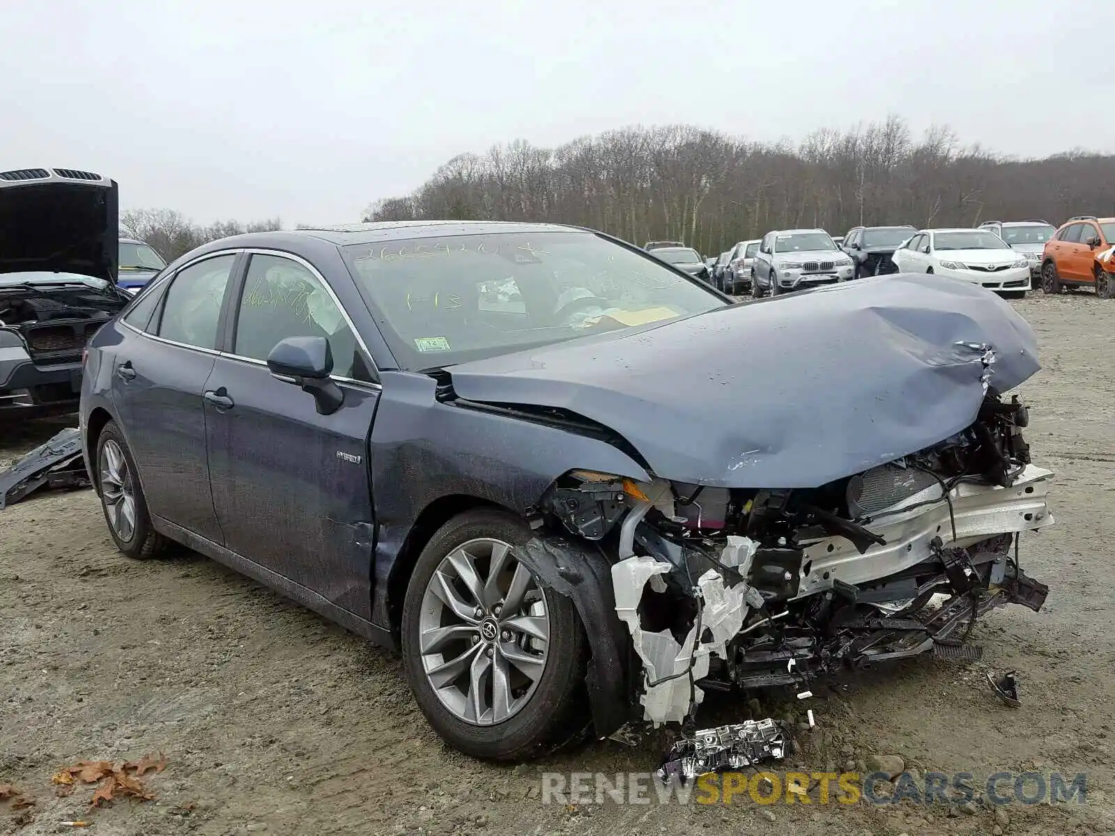 1 Photograph of a damaged car 4T1A21FB9LU013271 TOYOTA AVALON 2020