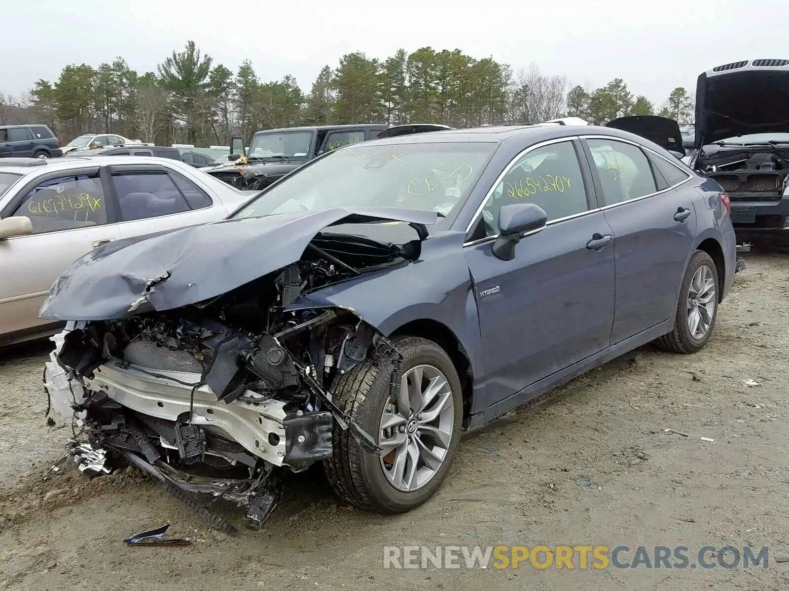 2 Photograph of a damaged car 4T1A21FB9LU013271 TOYOTA AVALON 2020