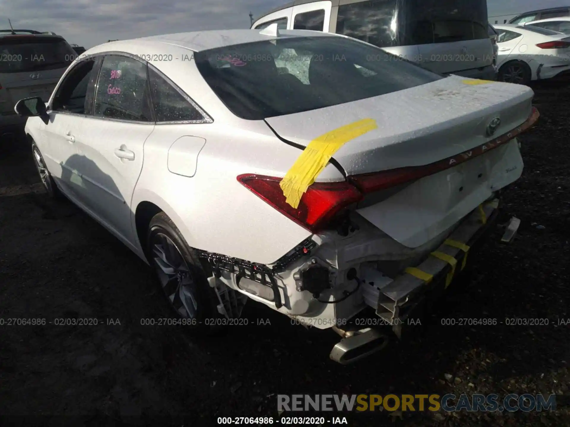 3 Photograph of a damaged car 4T1AZ1FB1LU038578 TOYOTA AVALON 2020