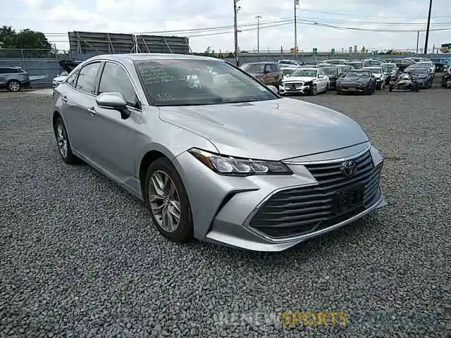 1 Photograph of a damaged car 4T1AZ1FB1LU039424 TOYOTA AVALON 2020