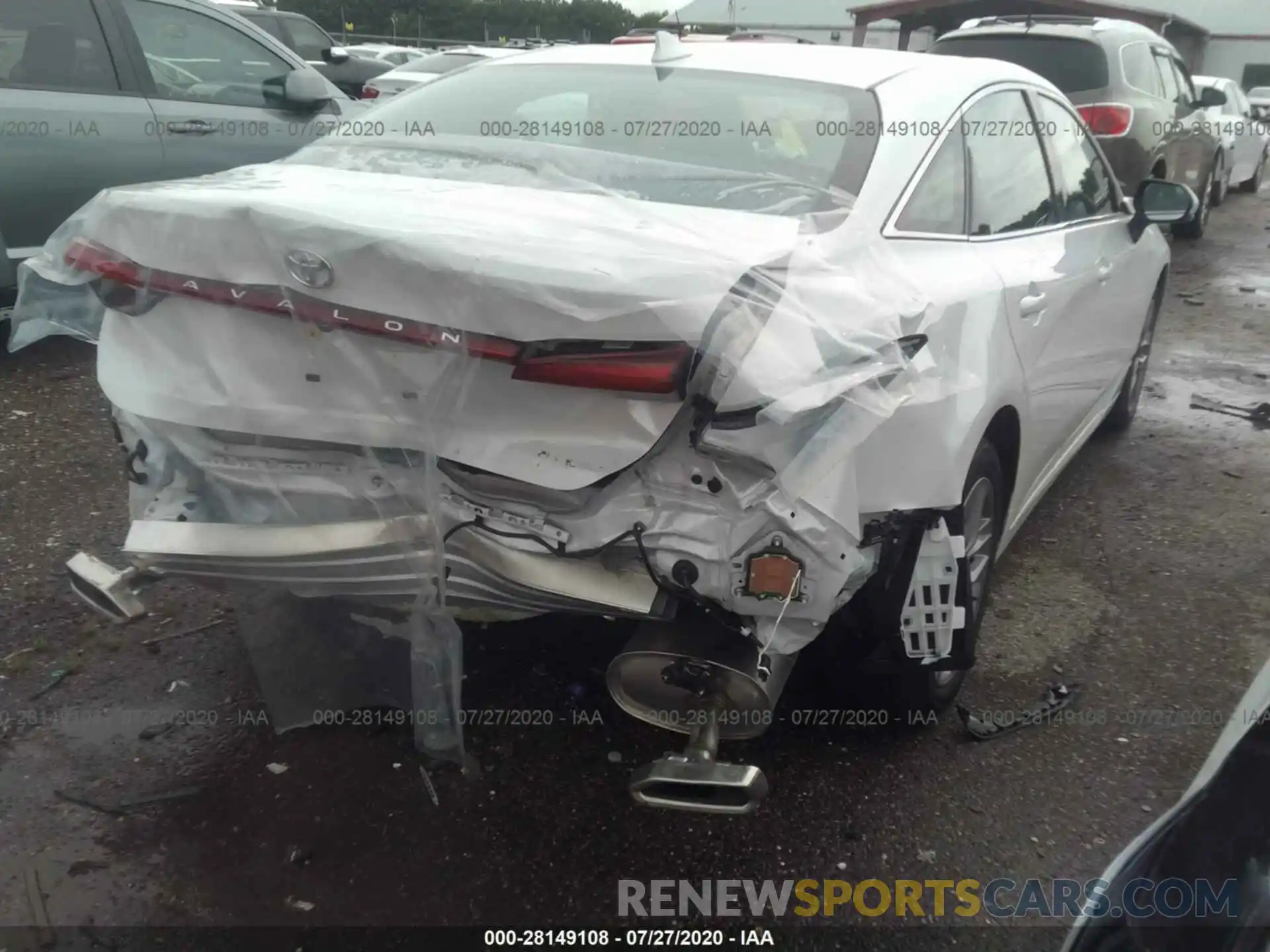 6 Photograph of a damaged car 4T1AZ1FB1LU045773 TOYOTA AVALON 2020