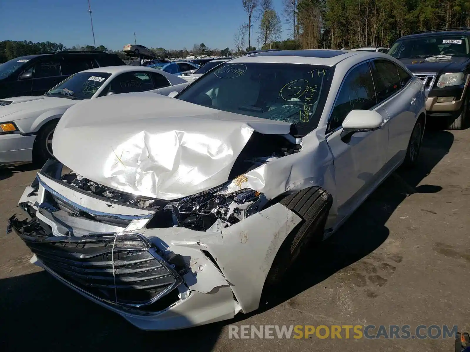 2 Photograph of a damaged car 4T1AZ1FB2LU042476 TOYOTA AVALON 2020