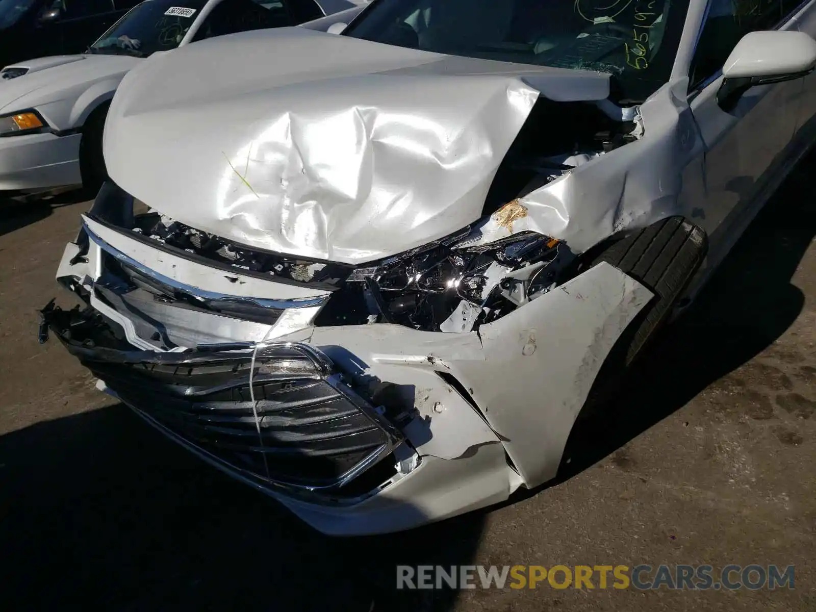 9 Photograph of a damaged car 4T1AZ1FB2LU042476 TOYOTA AVALON 2020