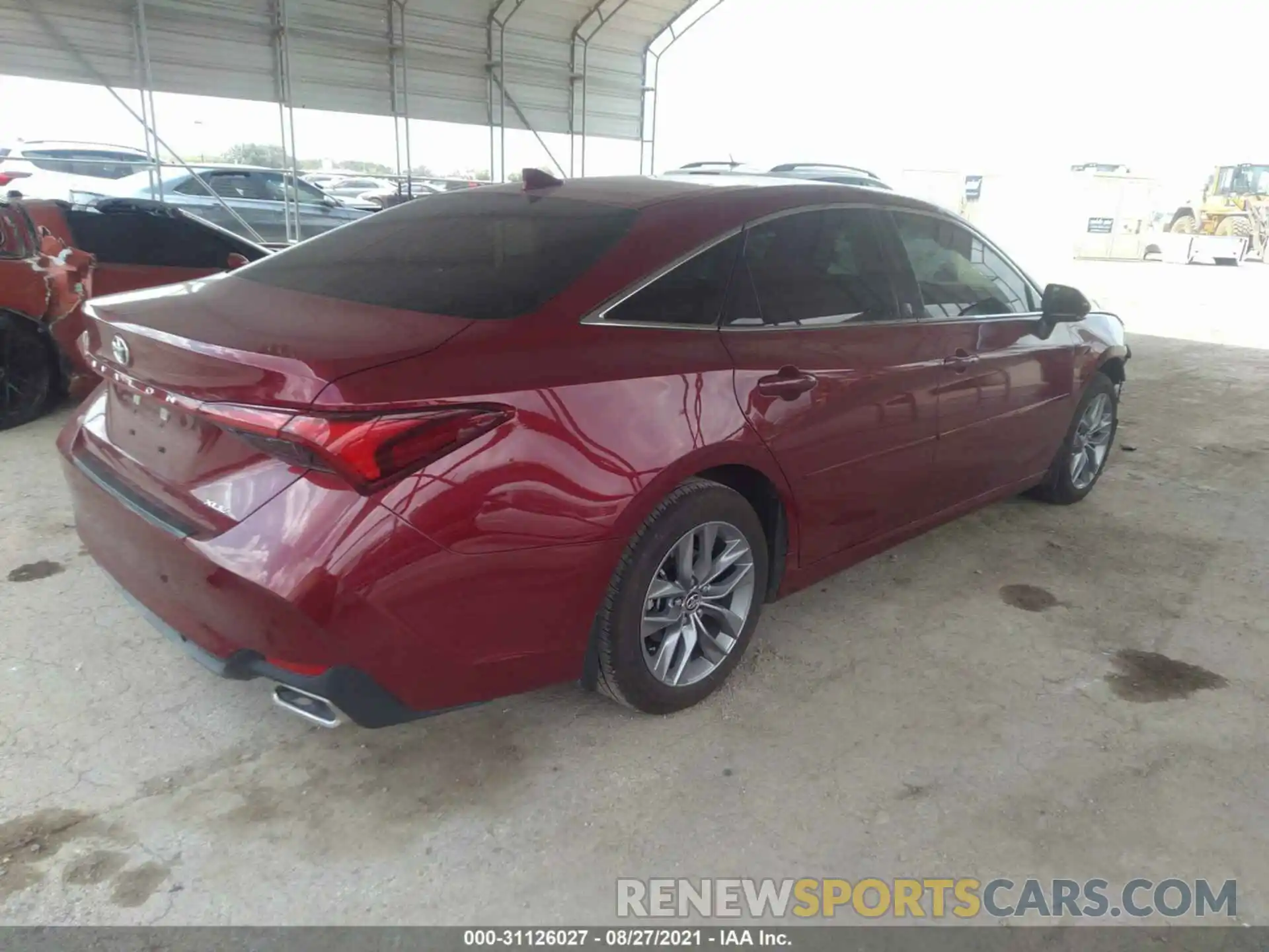 4 Photograph of a damaged car 4T1AZ1FB2LU045541 TOYOTA AVALON 2020