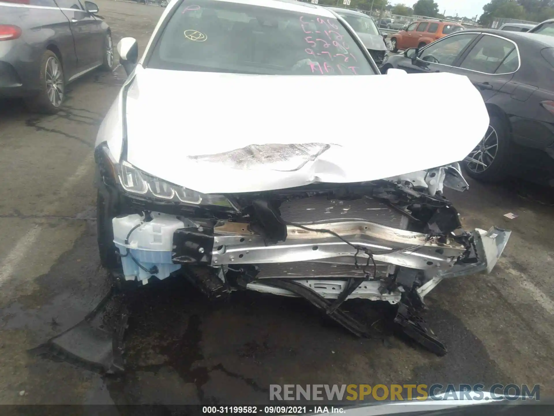 6 Photograph of a damaged car 4T1AZ1FB3LU045290 TOYOTA AVALON 2020