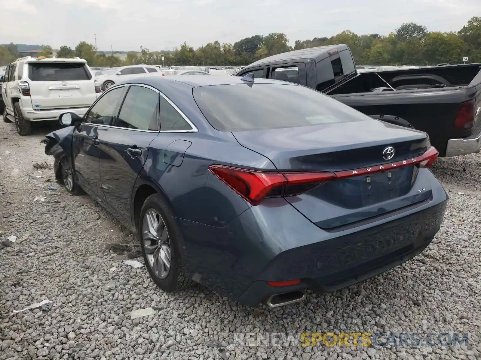 3 Photograph of a damaged car 4T1AZ1FB6LU041072 TOYOTA AVALON 2020