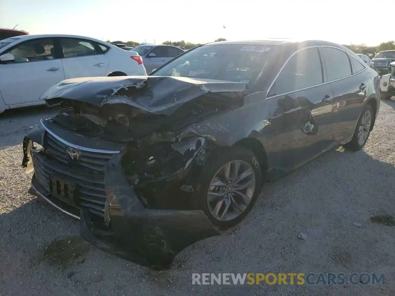 2 Photograph of a damaged car 4T1AZ1FB6LU042514 TOYOTA AVALON 2020