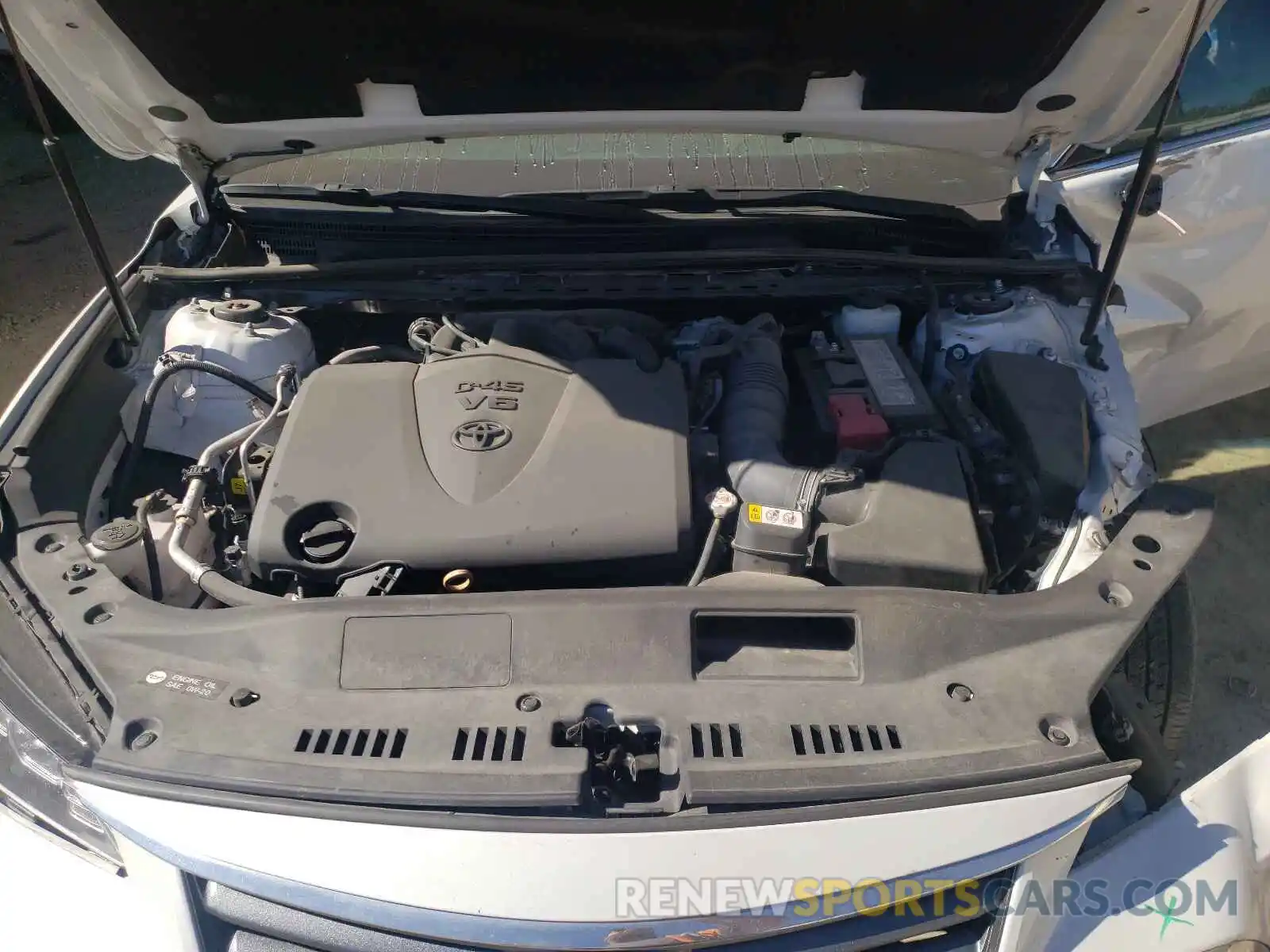 7 Photograph of a damaged car 4T1AZ1FB6LU046613 TOYOTA AVALON 2020