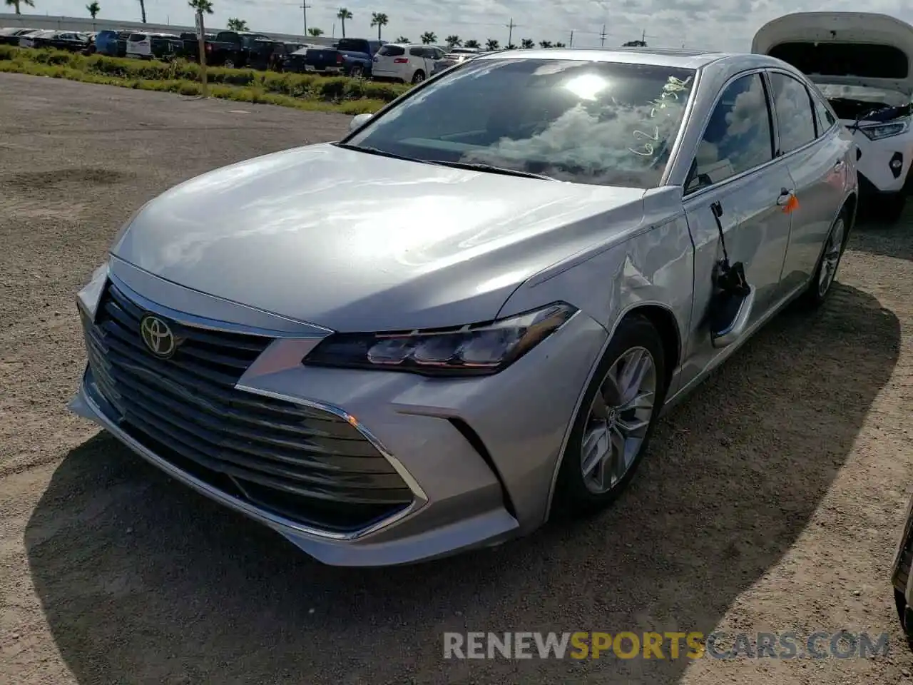 2 Photograph of a damaged car 4T1AZ1FB6LU048328 TOYOTA AVALON 2020