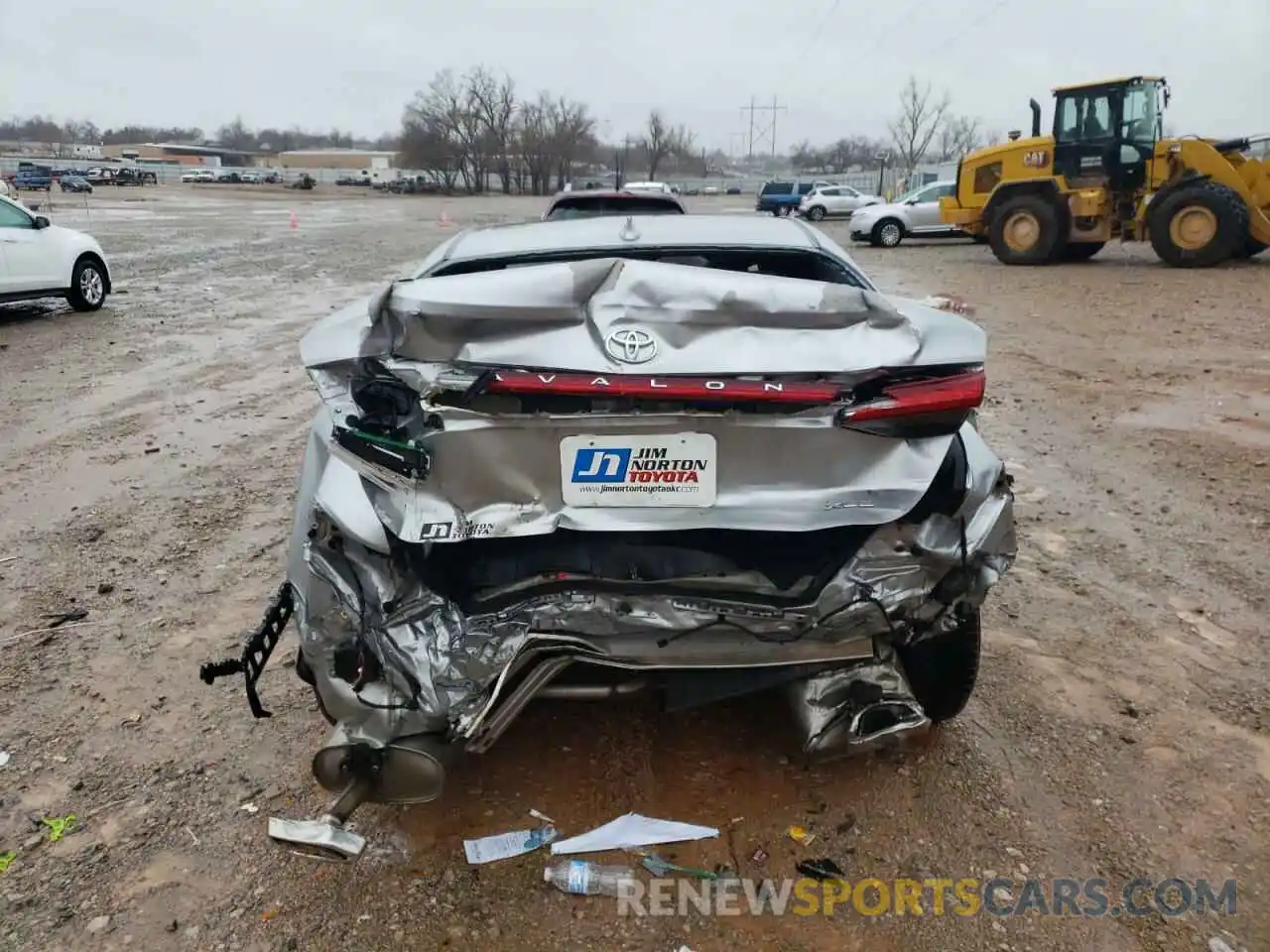 9 Photograph of a damaged car 4T1AZ1FB7LU042487 TOYOTA AVALON 2020