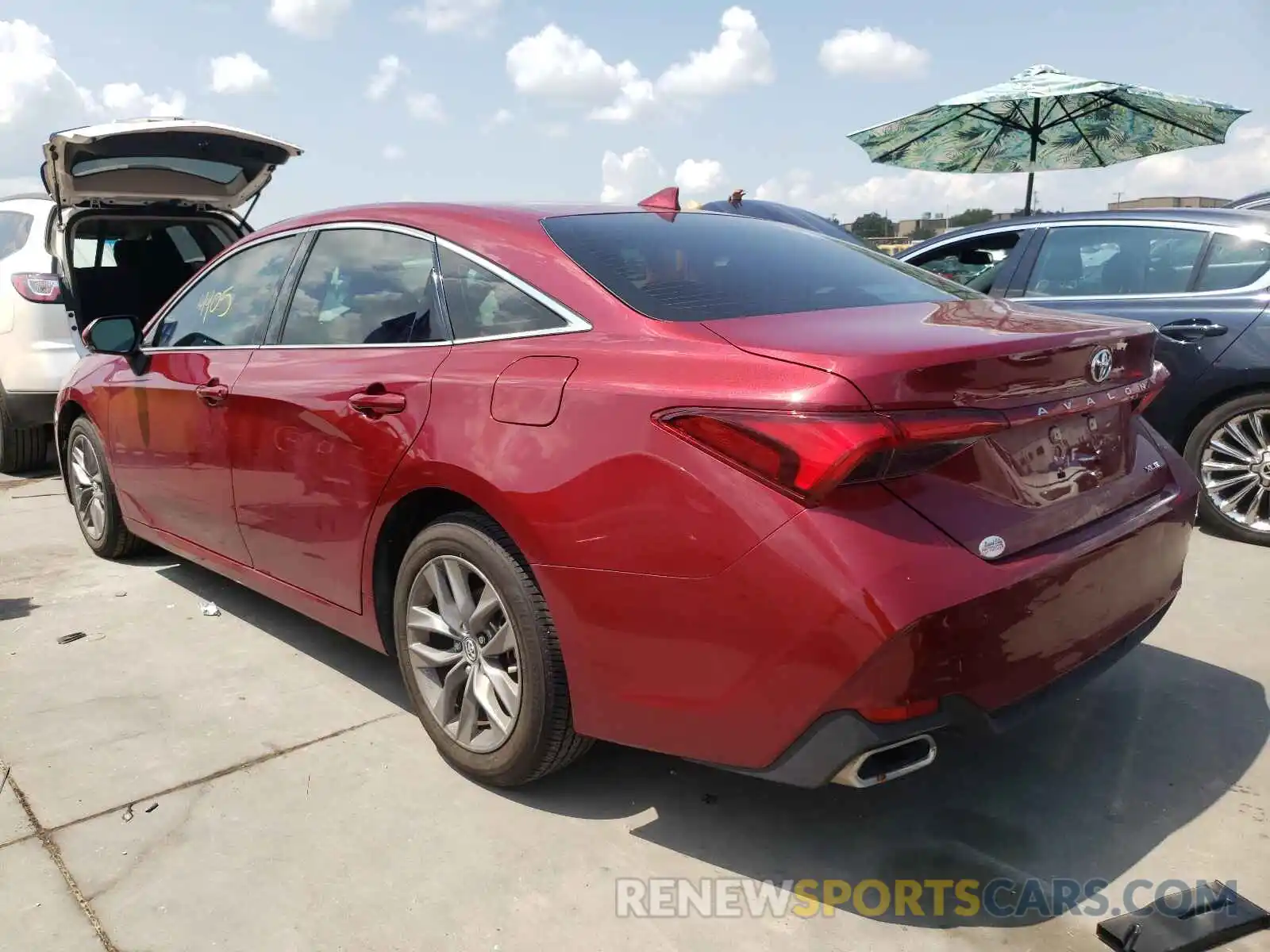 3 Photograph of a damaged car 4T1AZ1FB7LU045602 TOYOTA AVALON 2020