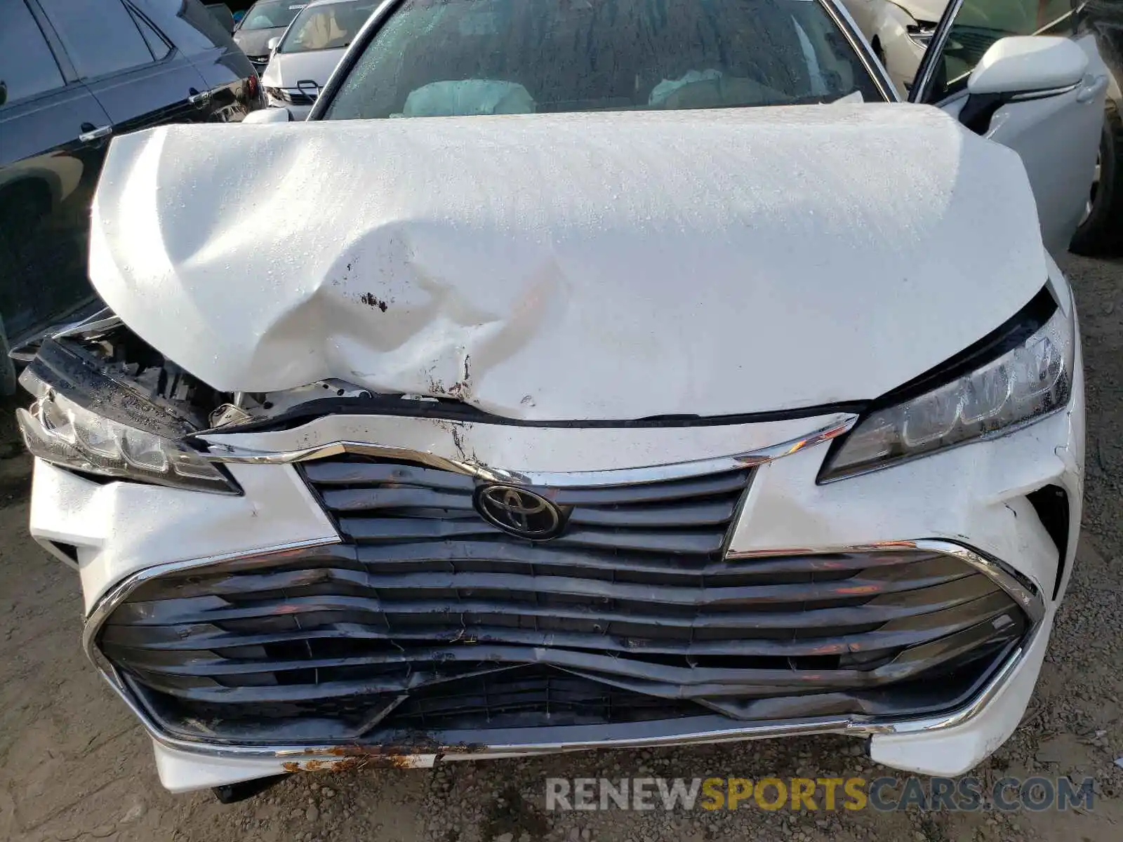 7 Photograph of a damaged car 4T1AZ1FB8LU044457 TOYOTA AVALON 2020