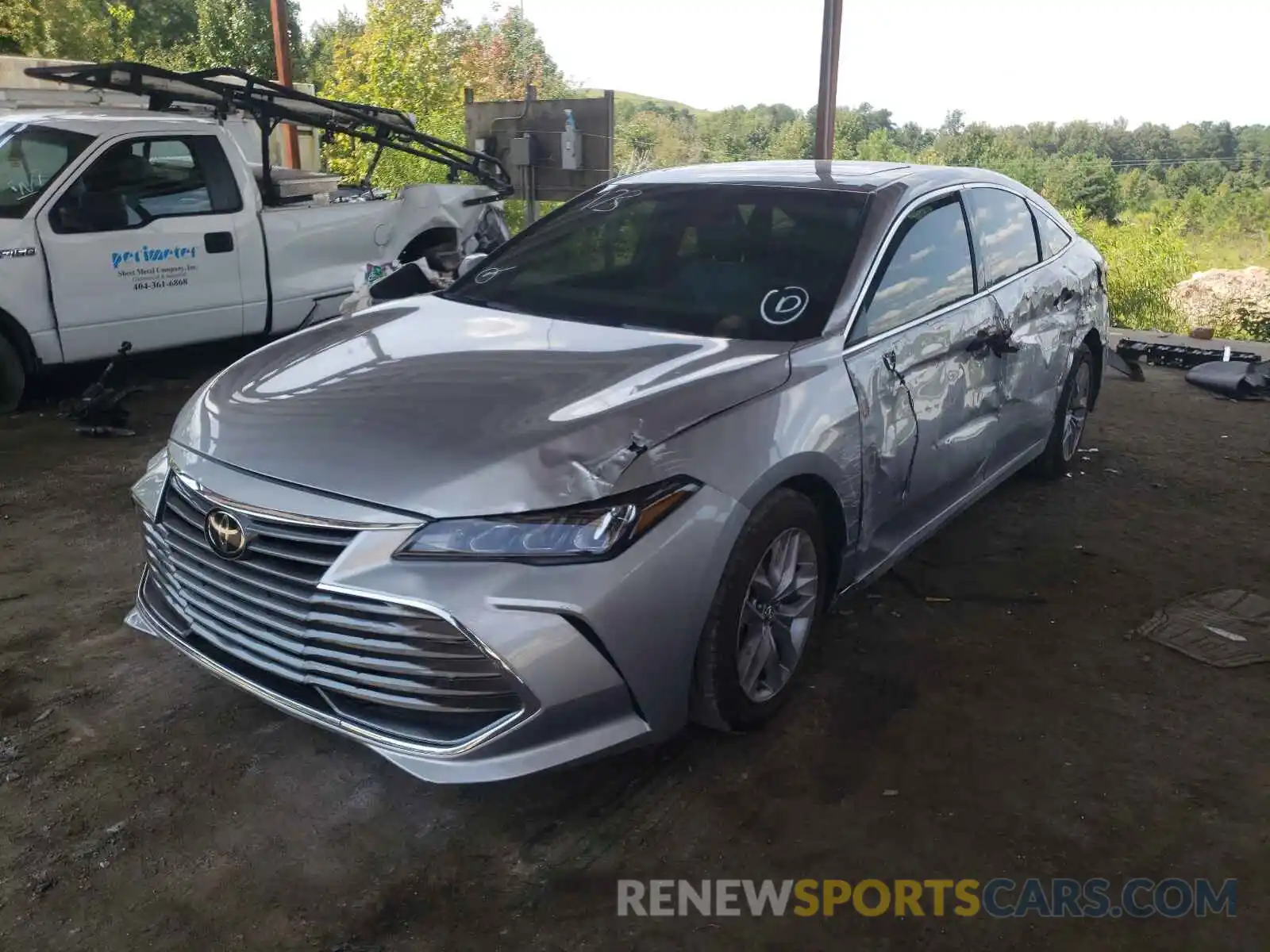 2 Photograph of a damaged car 4T1AZ1FB9LU039753 TOYOTA AVALON 2020