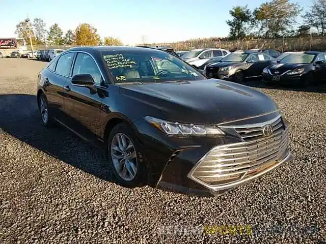 1 Photograph of a damaged car 4T1AZ1FBXLU039261 TOYOTA AVALON 2020