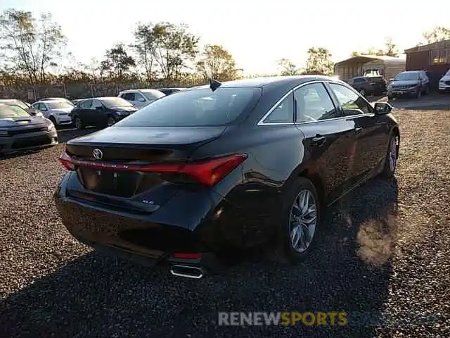 4 Photograph of a damaged car 4T1AZ1FBXLU039261 TOYOTA AVALON 2020