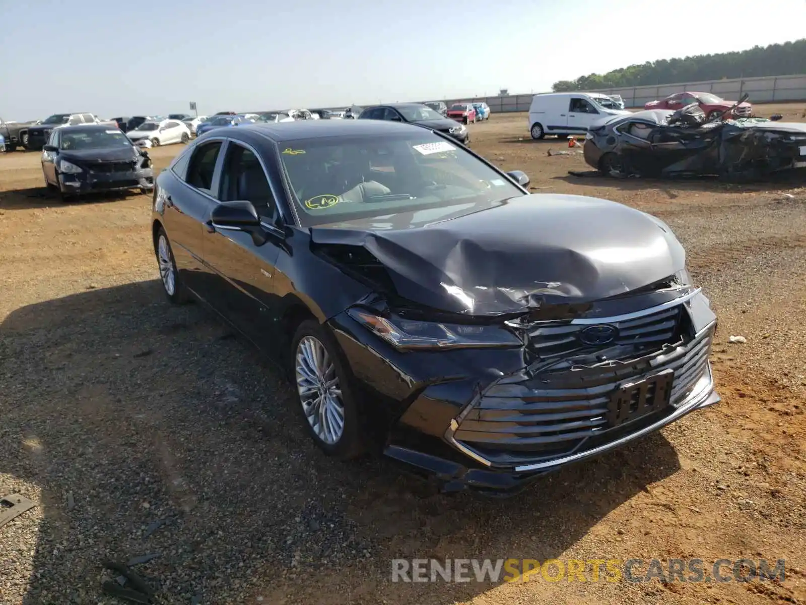 1 Photograph of a damaged car 4T1C21FB2LU014139 TOYOTA AVALON 2020