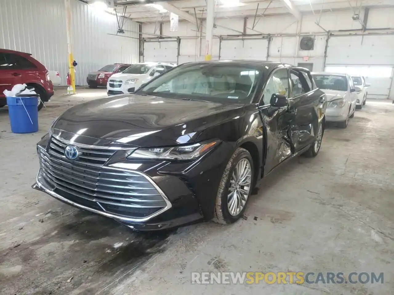 2 Photograph of a damaged car 4T1C21FB3LU016689 TOYOTA AVALON 2020