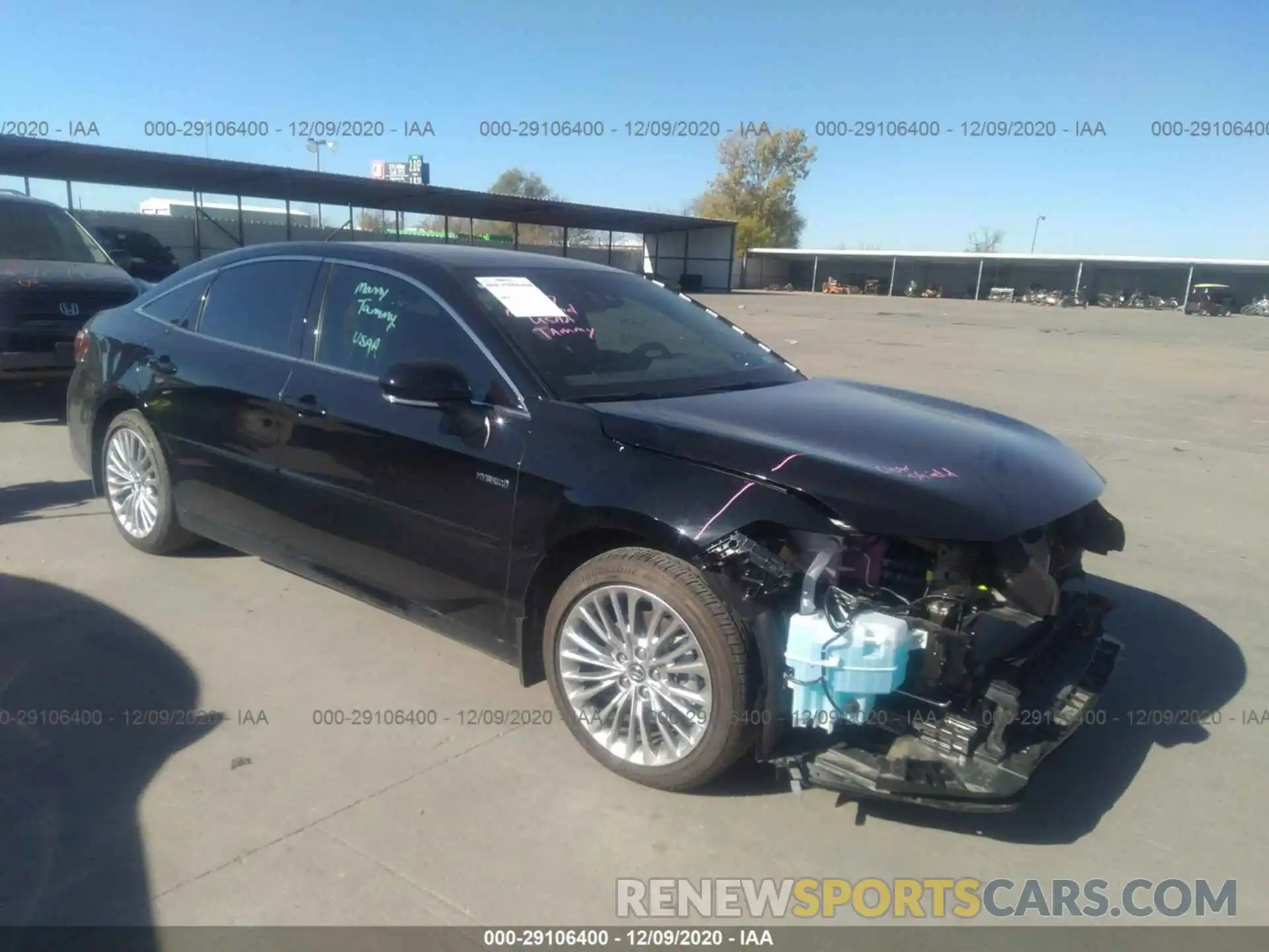 1 Photograph of a damaged car 4T1C21FB7LU014704 TOYOTA AVALON 2020