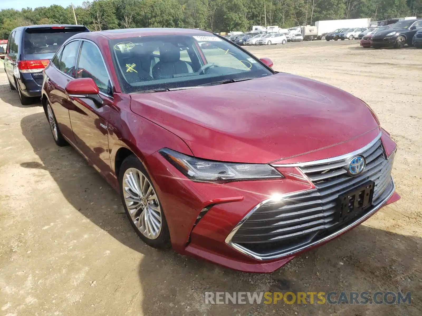 1 Photograph of a damaged car 4T1C21FB8LU019104 TOYOTA AVALON 2020