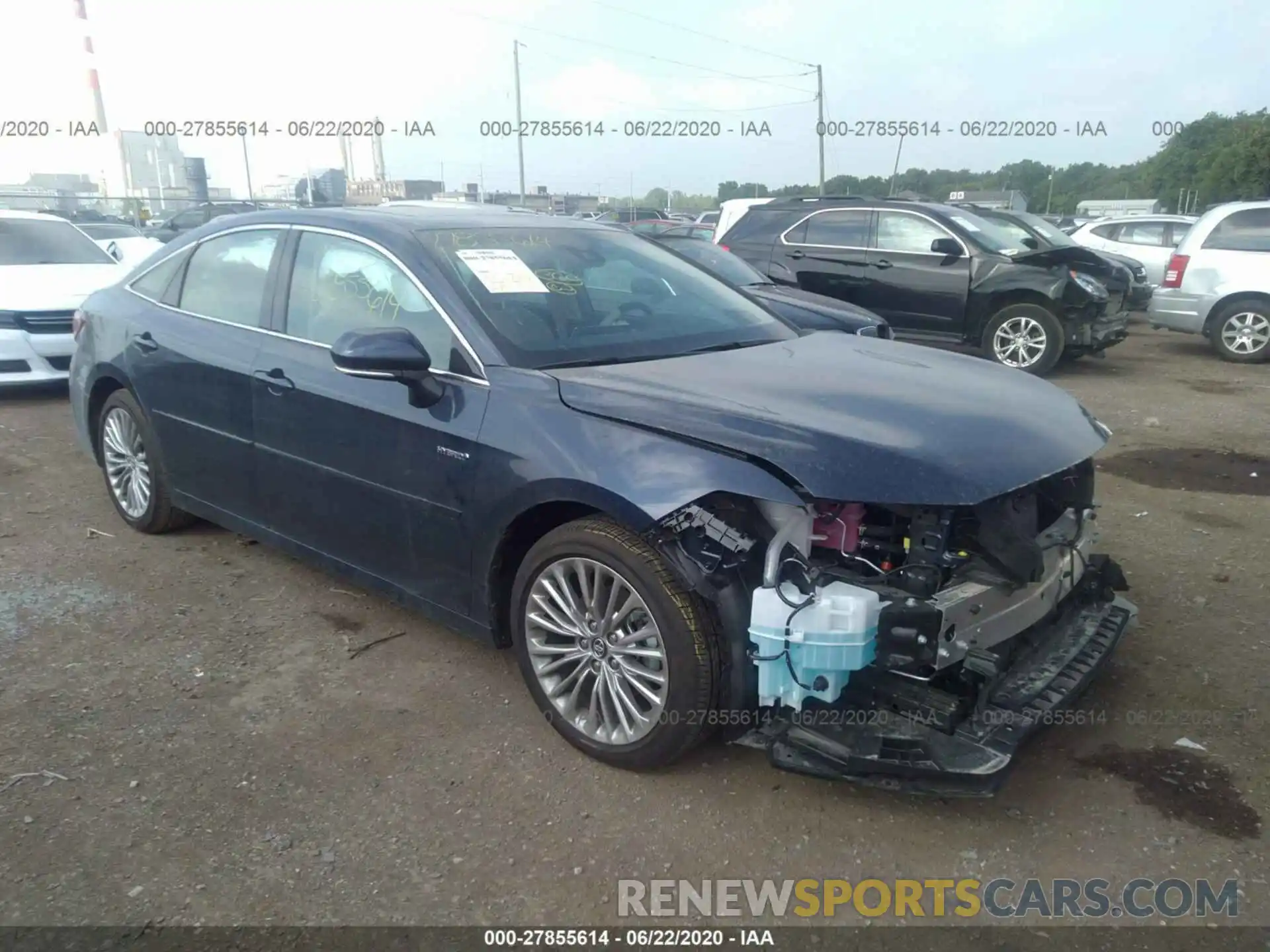 1 Photograph of a damaged car 4T1C21FB9LU015210 TOYOTA AVALON 2020