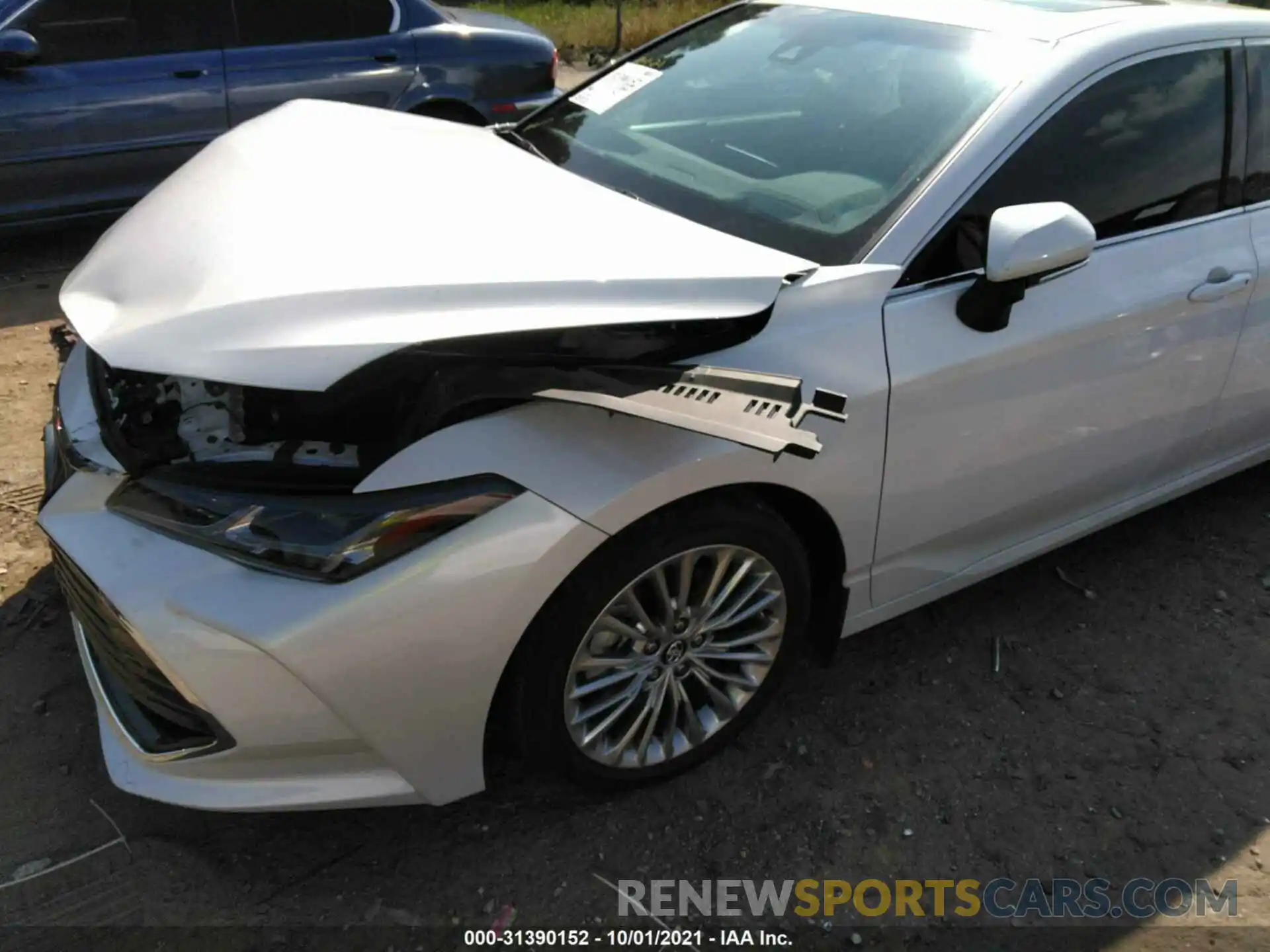 2 Photograph of a damaged car 4T1CZ1FB0LU048656 TOYOTA AVALON 2020