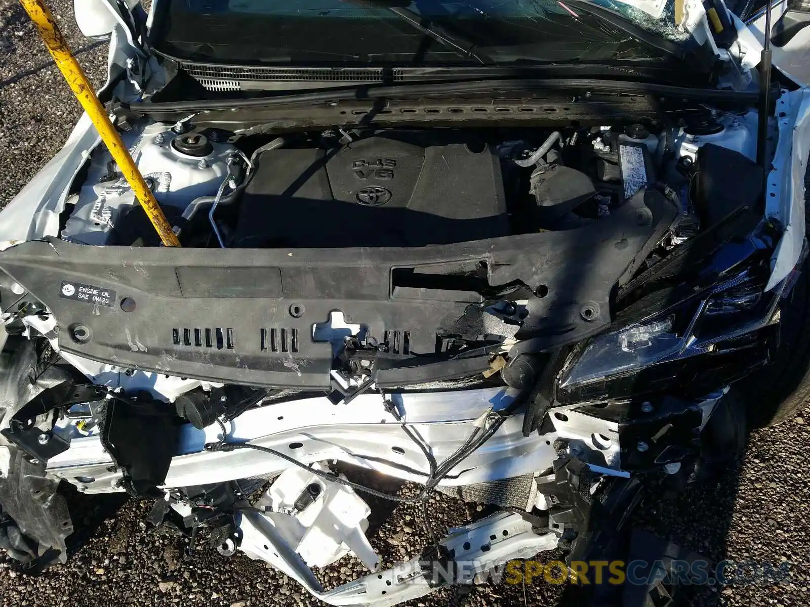 7 Photograph of a damaged car 4T1CZ1FB3LU043452 TOYOTA AVALON 2020