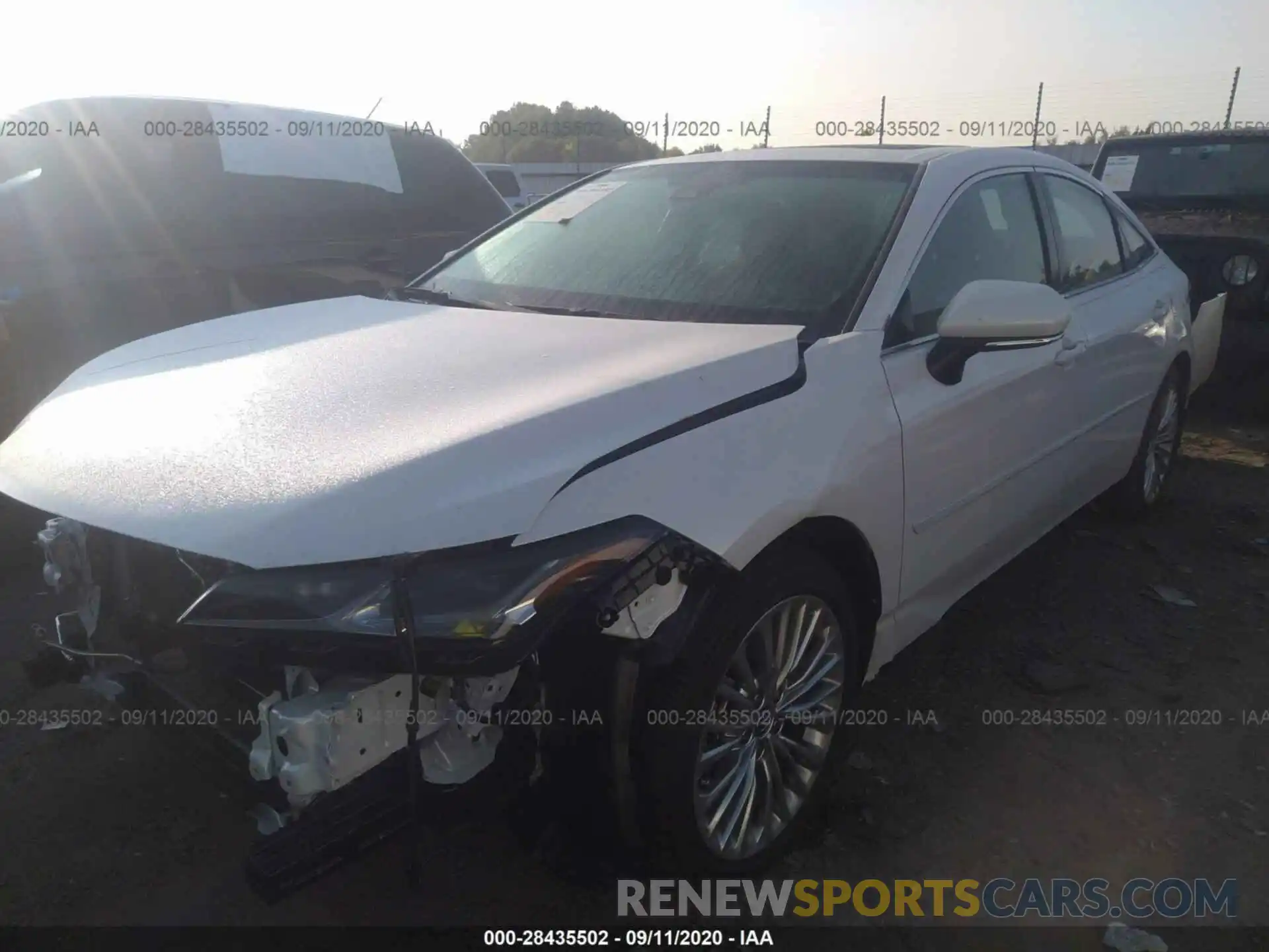 2 Photograph of a damaged car 4T1CZ1FB6LU045566 TOYOTA AVALON 2020