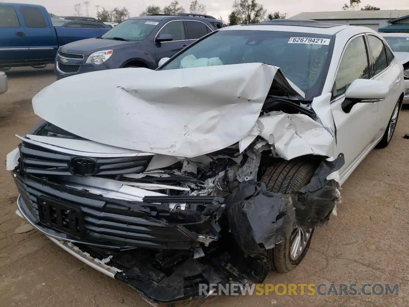 2 Photograph of a damaged car 4T1CZ1FB6LU046653 TOYOTA AVALON 2020