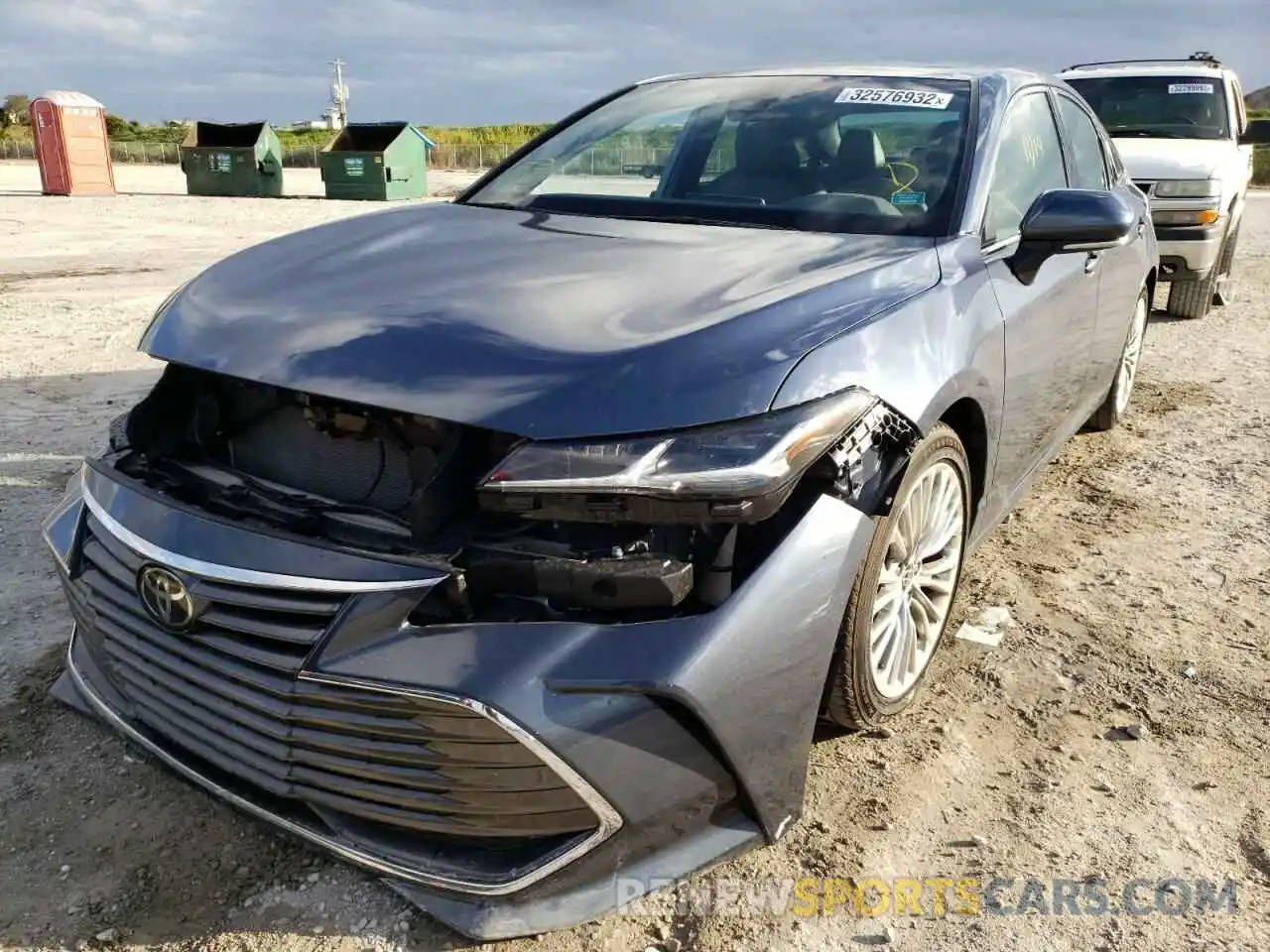 2 Photograph of a damaged car 4T1CZ1FB8LU053250 TOYOTA AVALON 2020