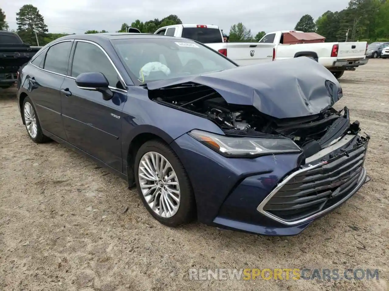 1 Photograph of a damaged car 4T1D21FB0LU012264 TOYOTA AVALON 2020